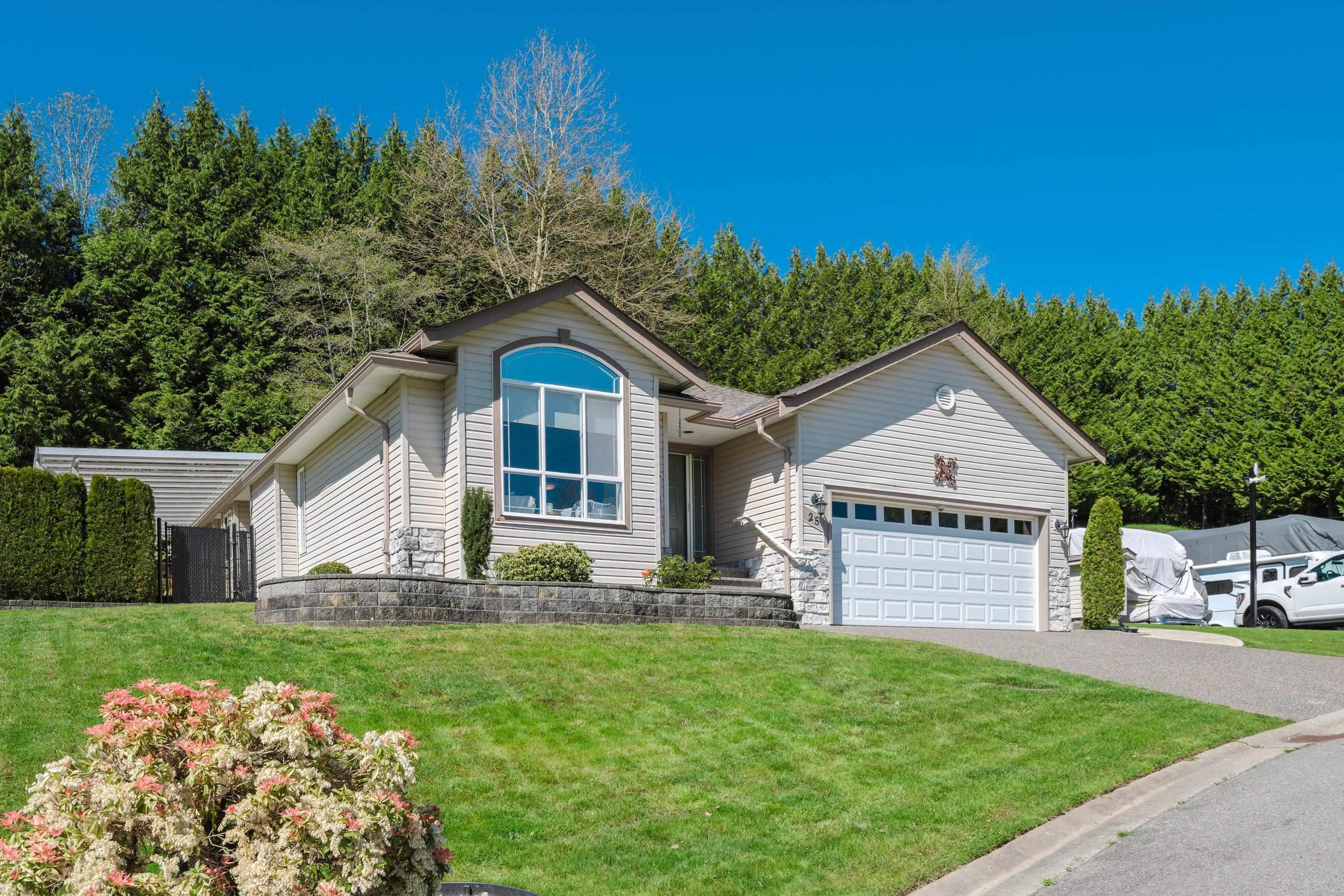 32250 Downes Road, Abbotsford - Exteriors - Photo 1