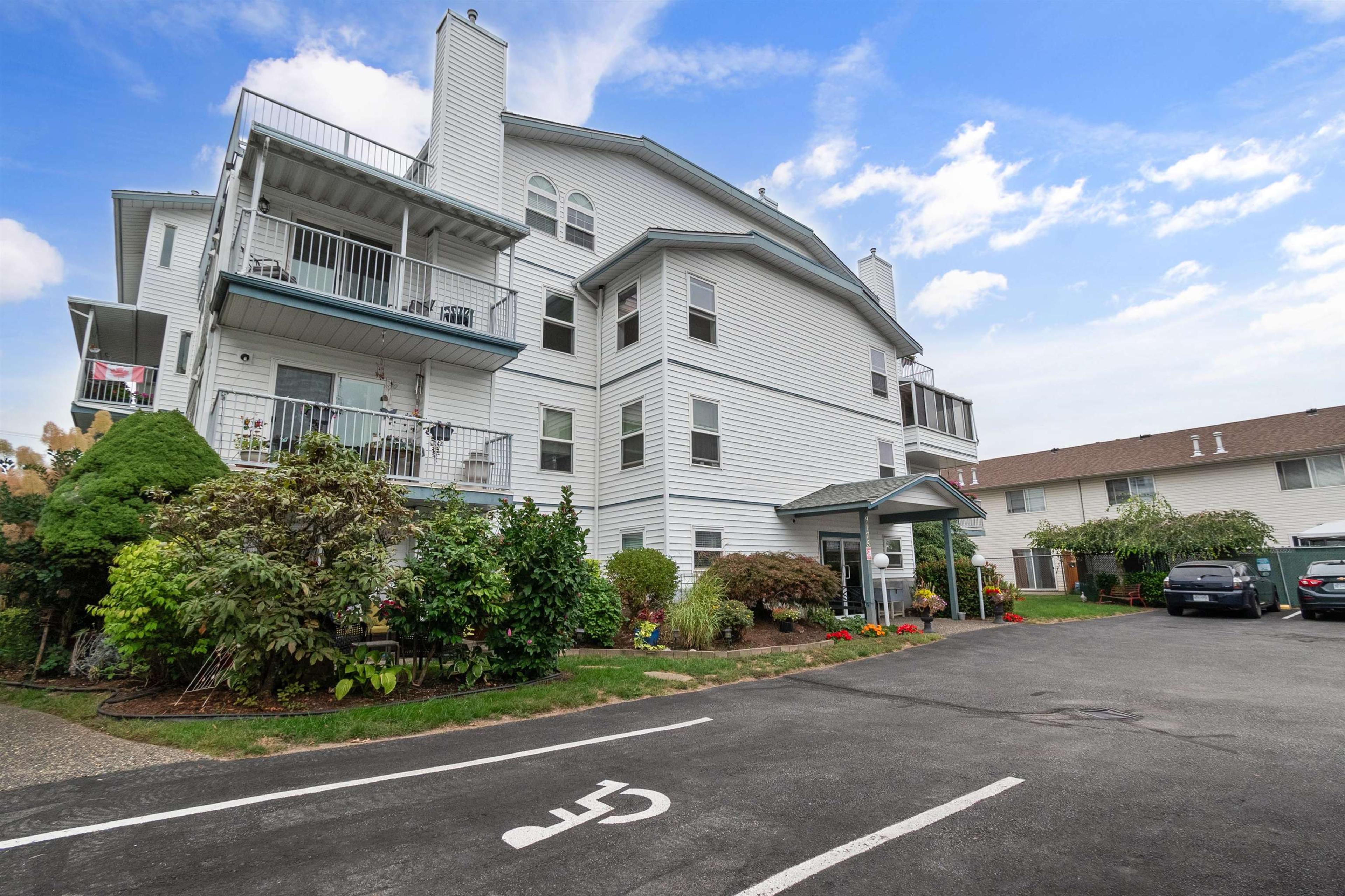 9175 Edward Street, Chilliwack - Exteriors - Photo 3