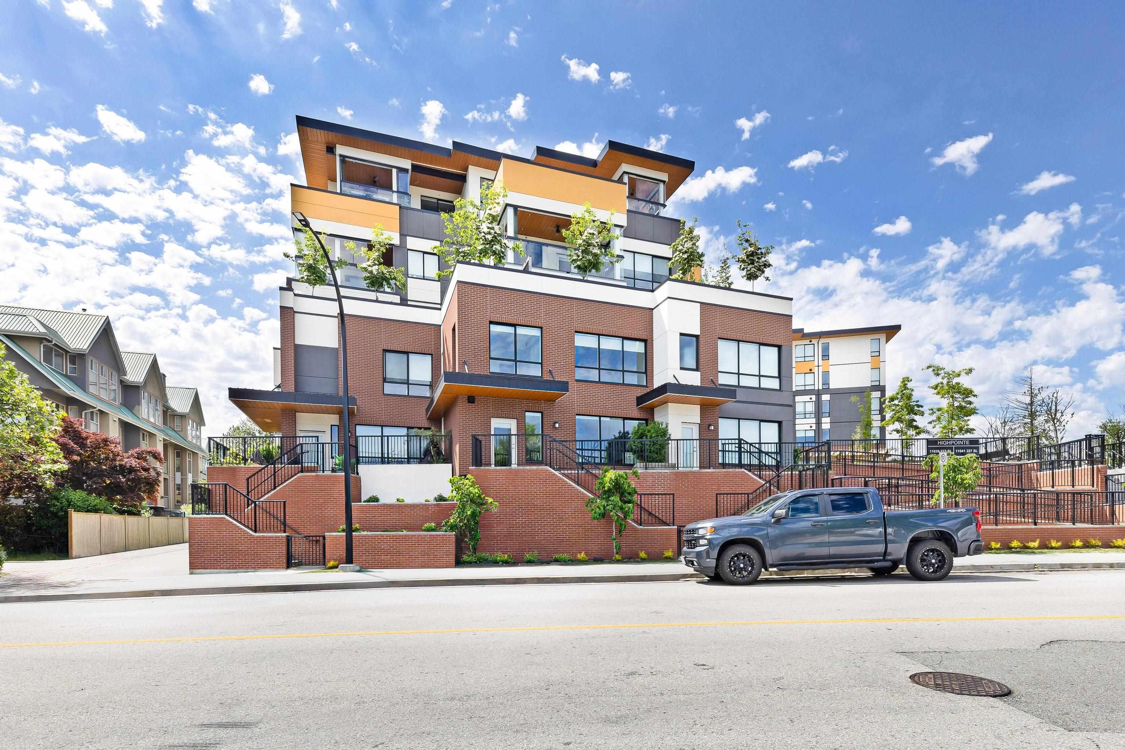 11641 227 Street, Maple Ridge - Exteriors - Photo 4