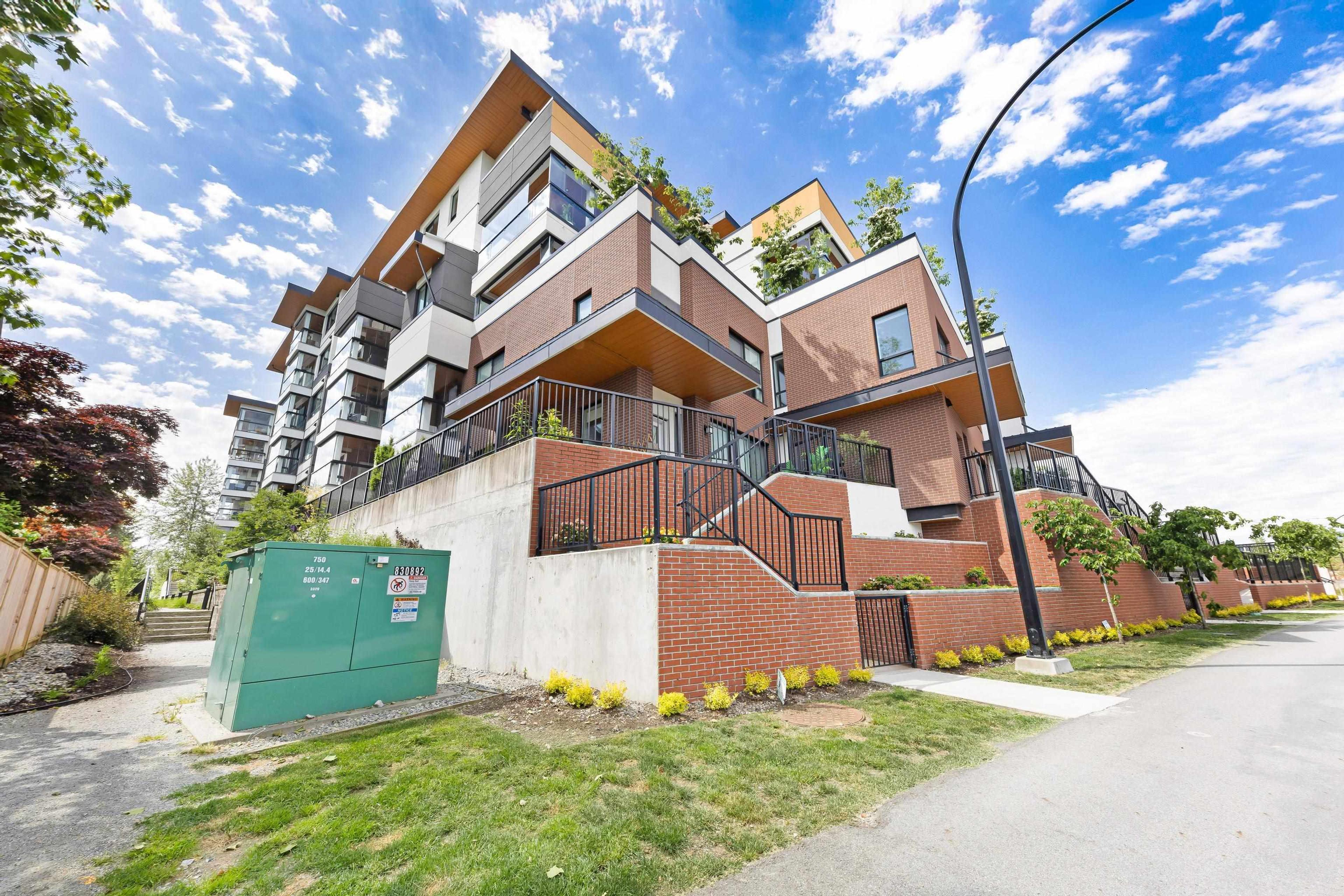 11641 227 Street, Maple Ridge - Exteriors - Full Complex View - Photo 6