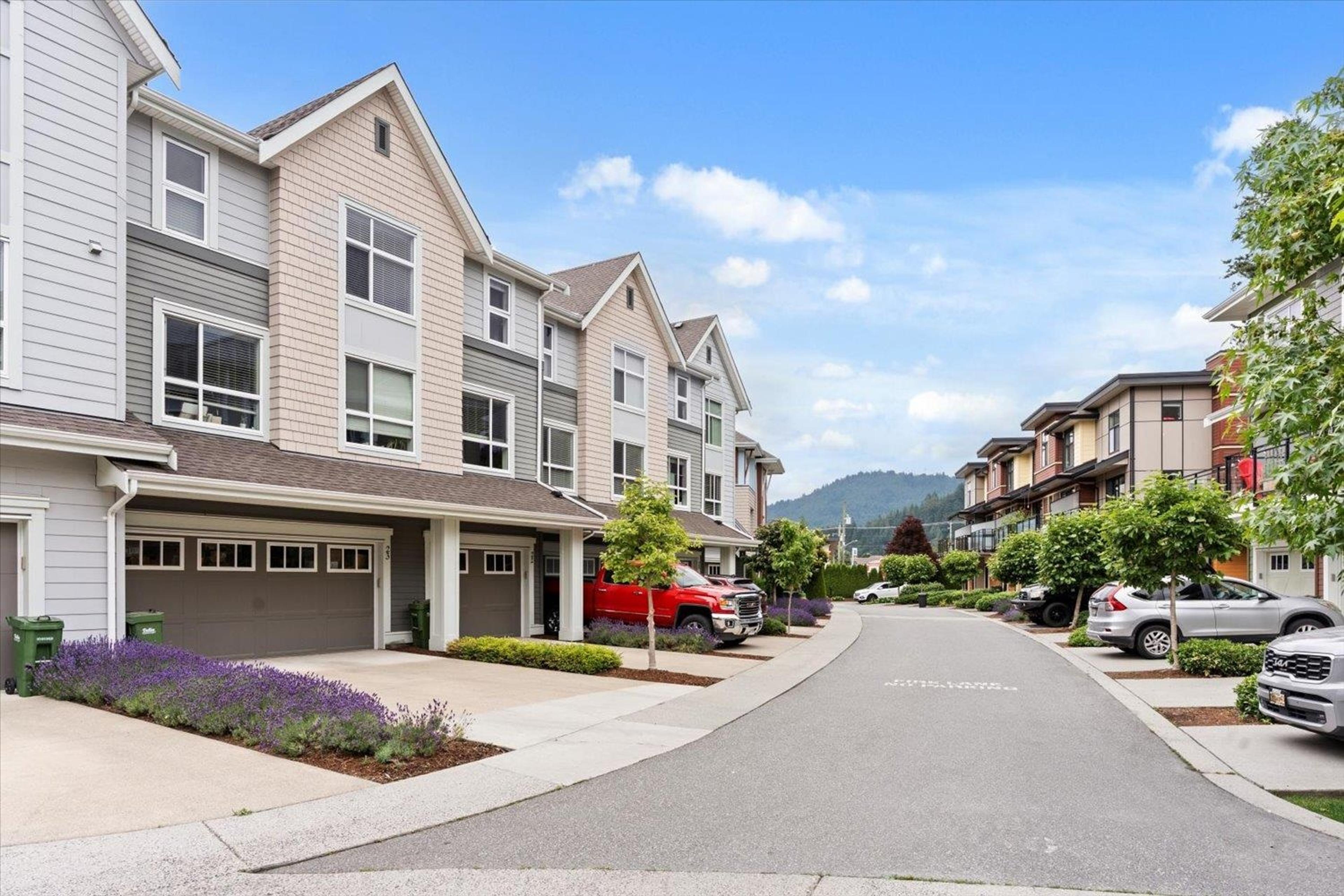 45615 Tamihi Way, Chilliwack - Exteriors - Full Complex View - Photo 3