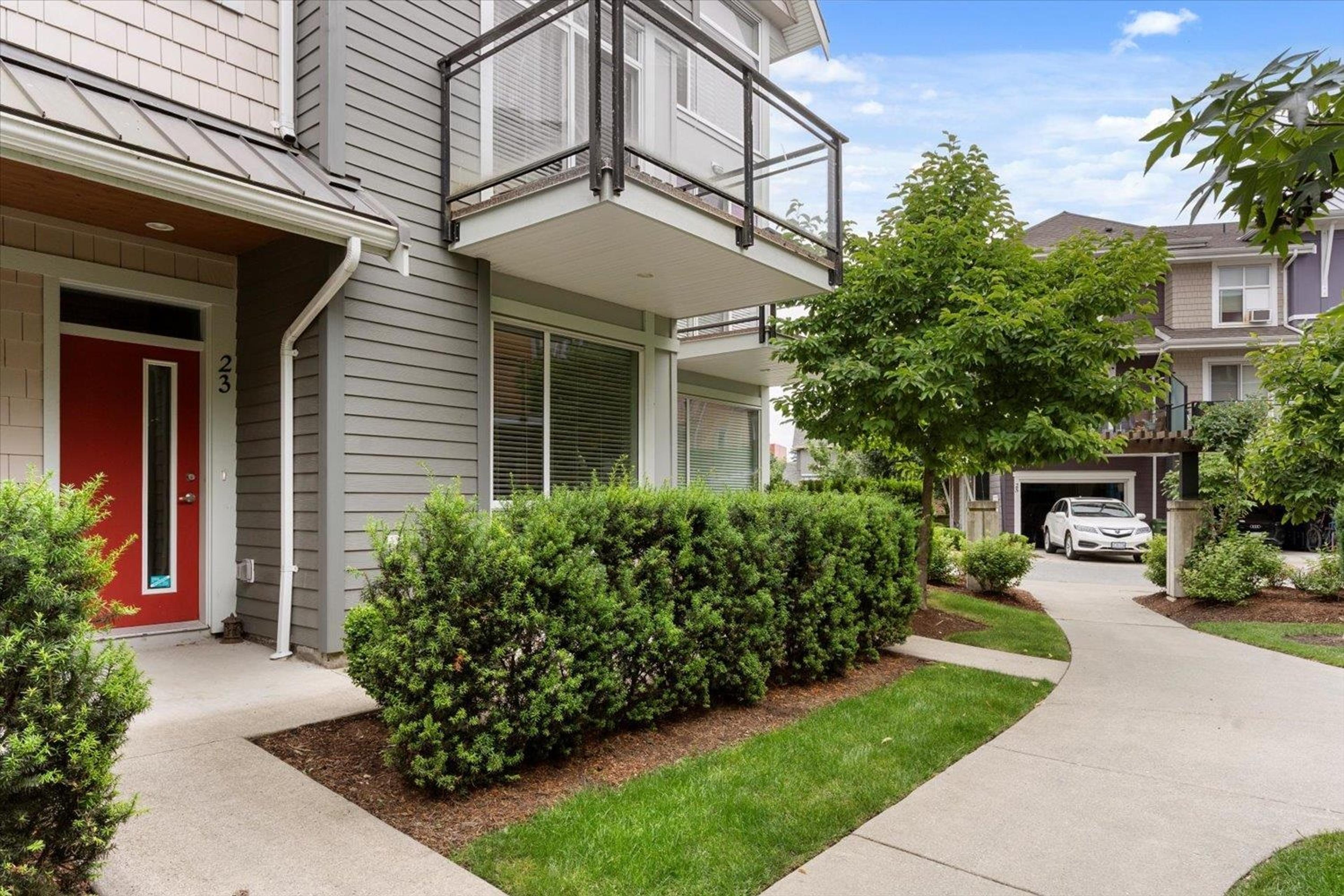 45615 Tamihi Way, Chilliwack - Exteriors - Full Complex View - Photo 4