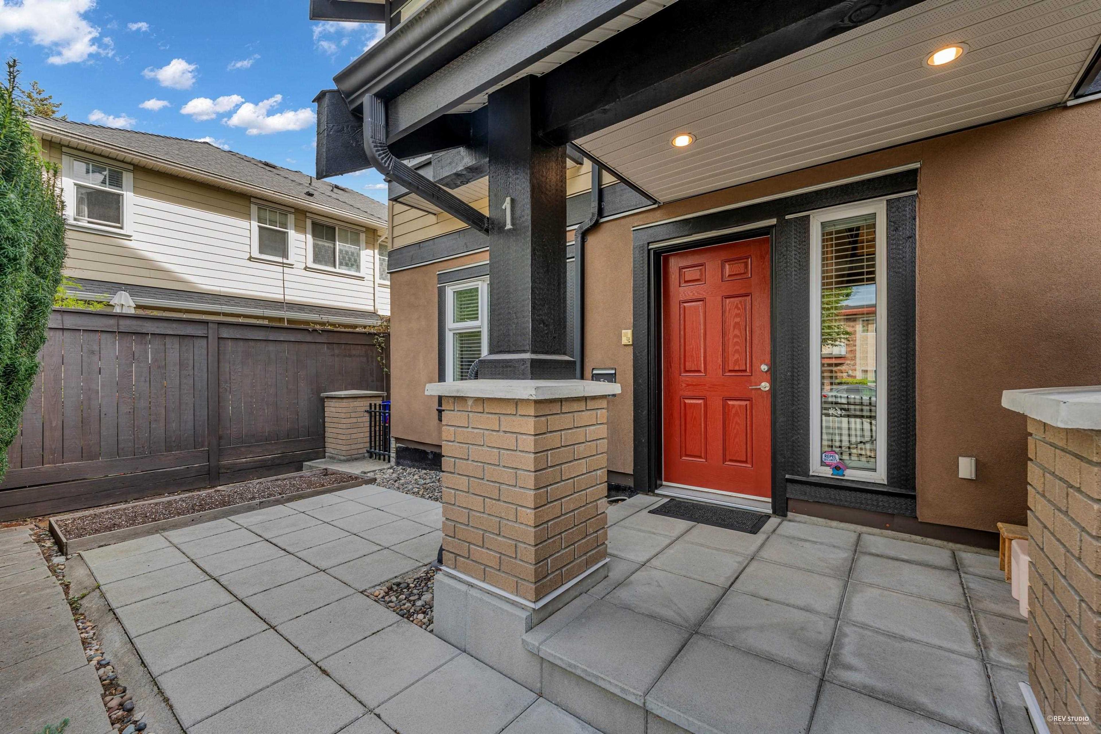 4766 55b Street, Delta - Exteriors - Photo 3