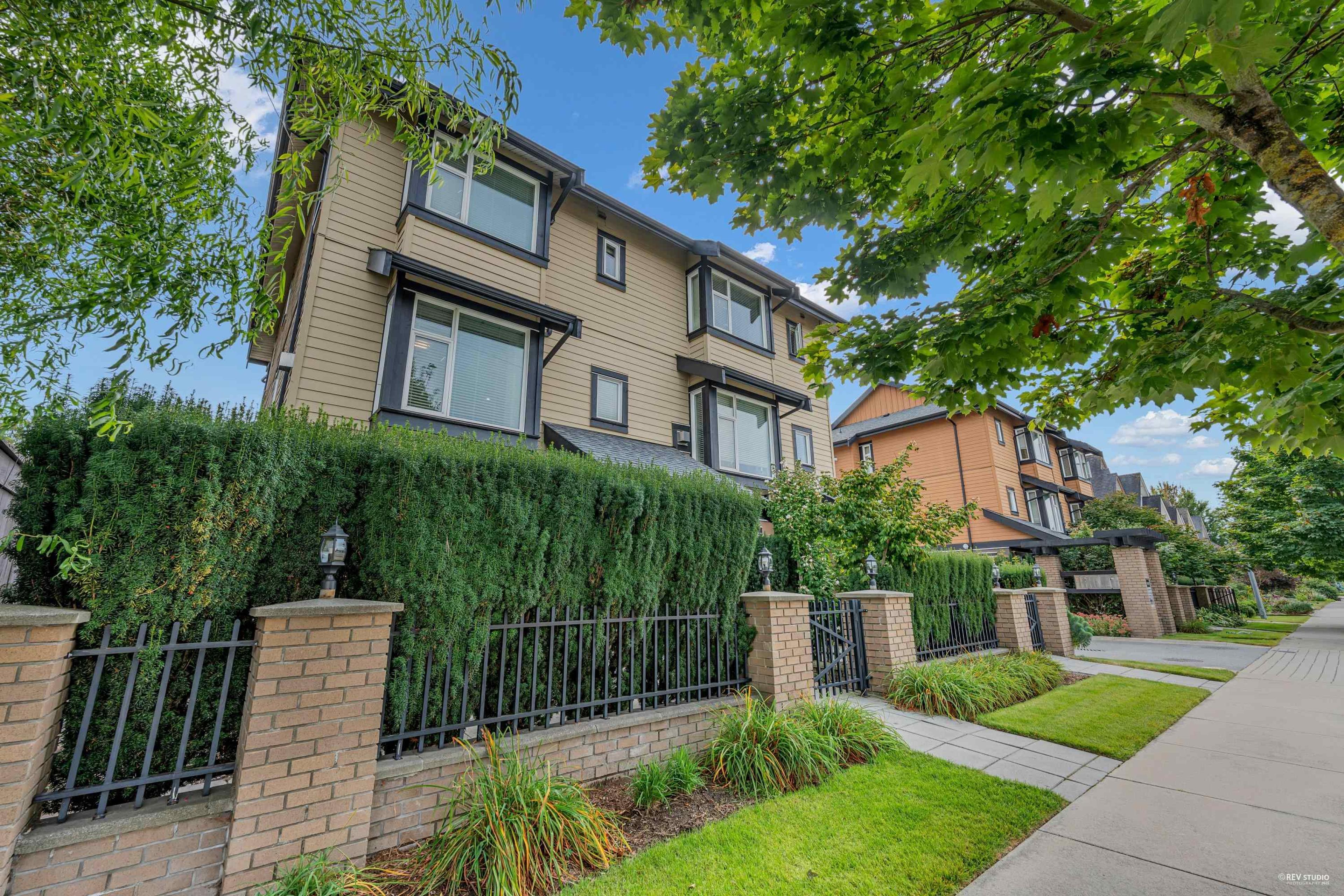 4766 55b Street, Delta - Exteriors - Photo 6