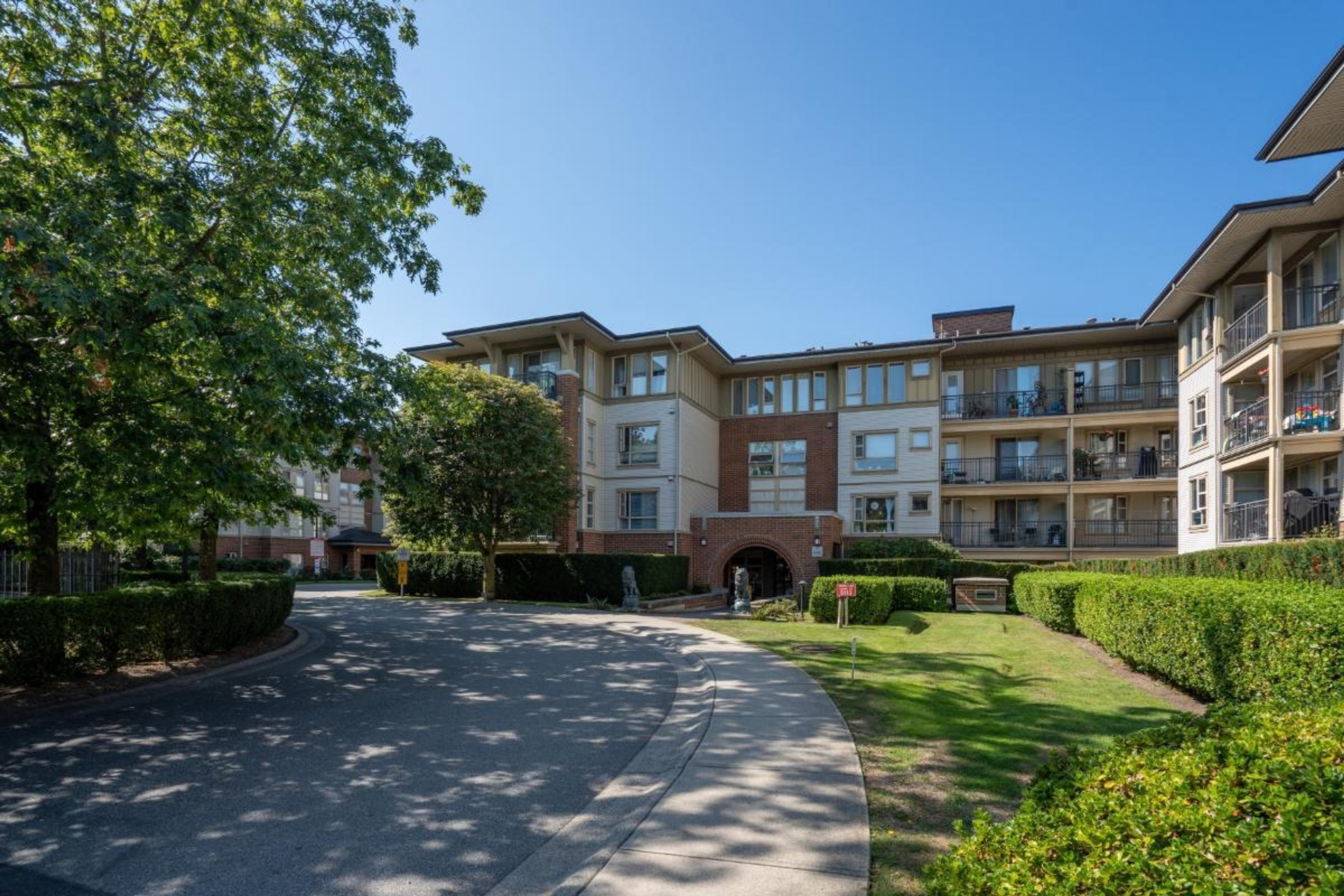 5117 Garden City Road, Richmond - Exteriors - Full Complex View - Photo 1