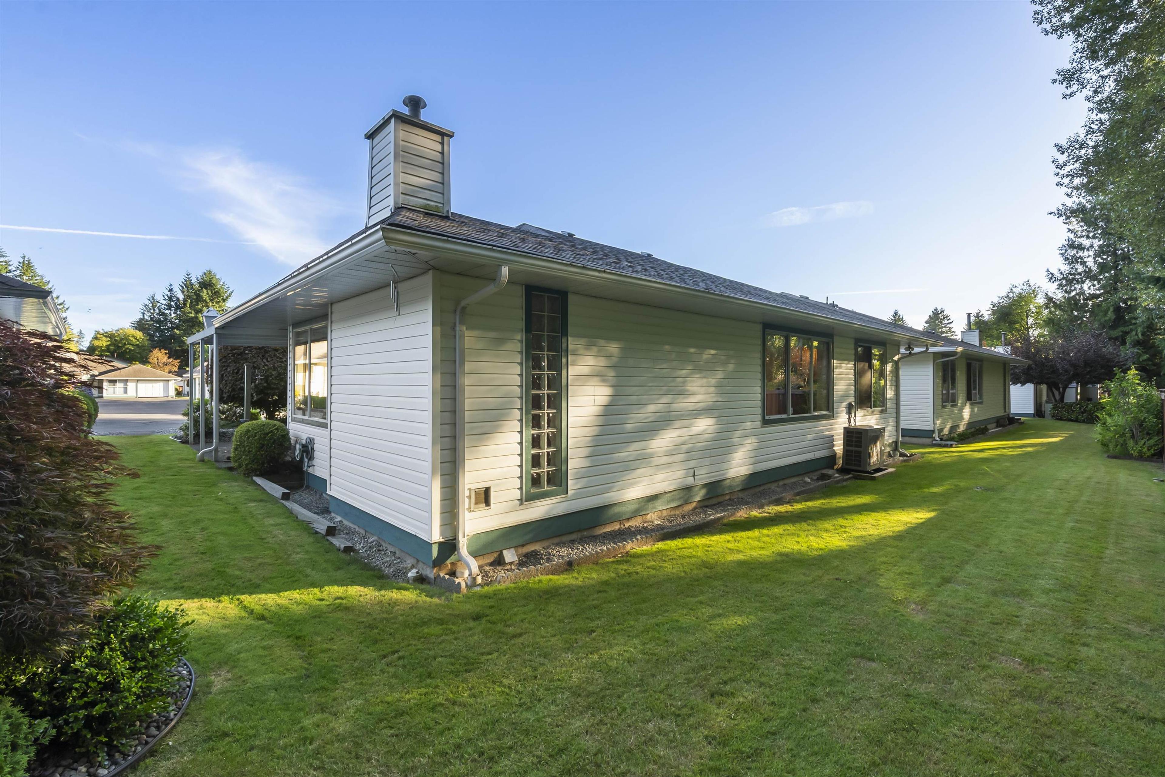 10172 141 Street, Surrey - Exteriors - Photo 4