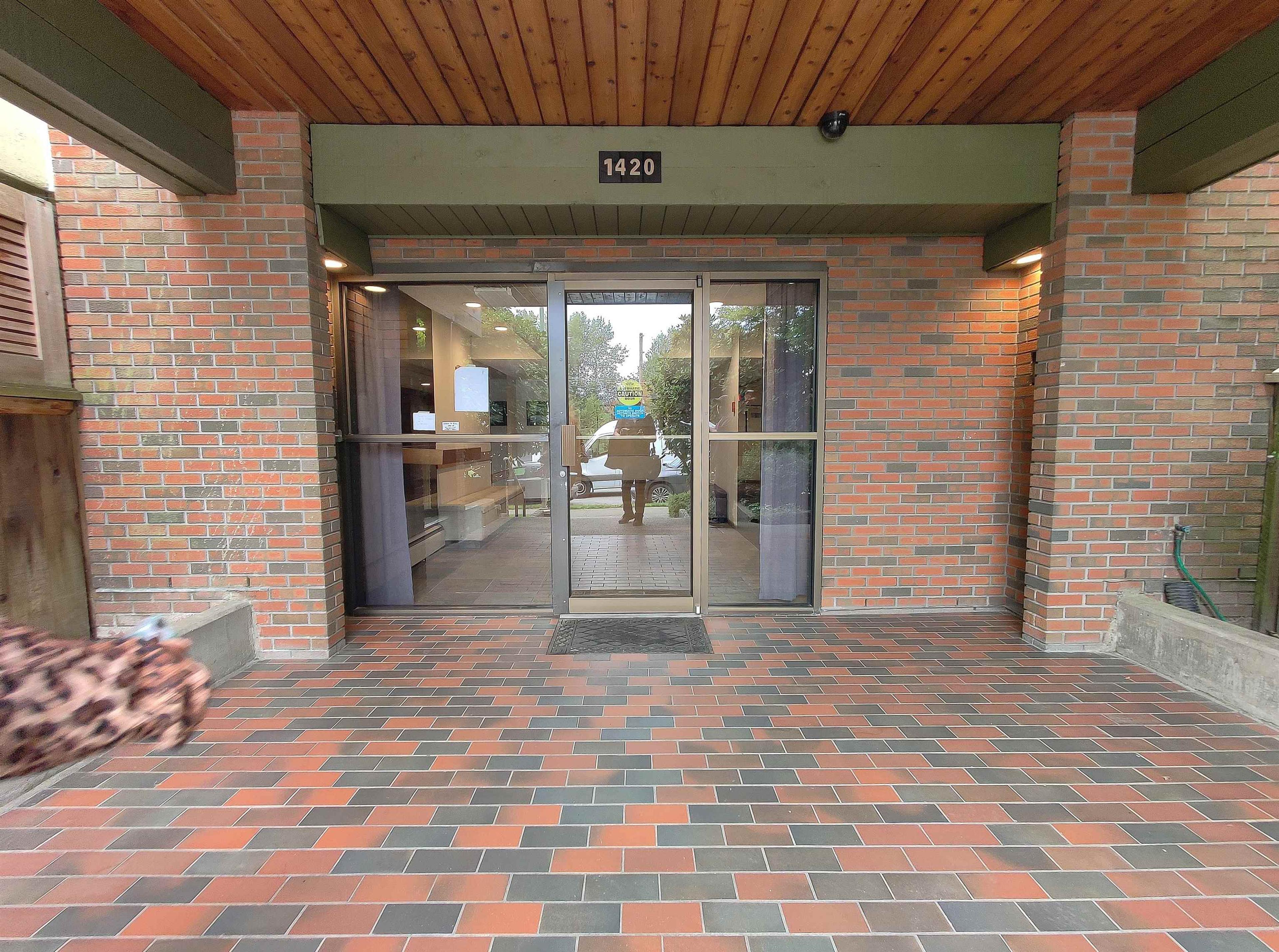 1420 E 7th Avenue, Vancouver - Exteriors - Photo 8