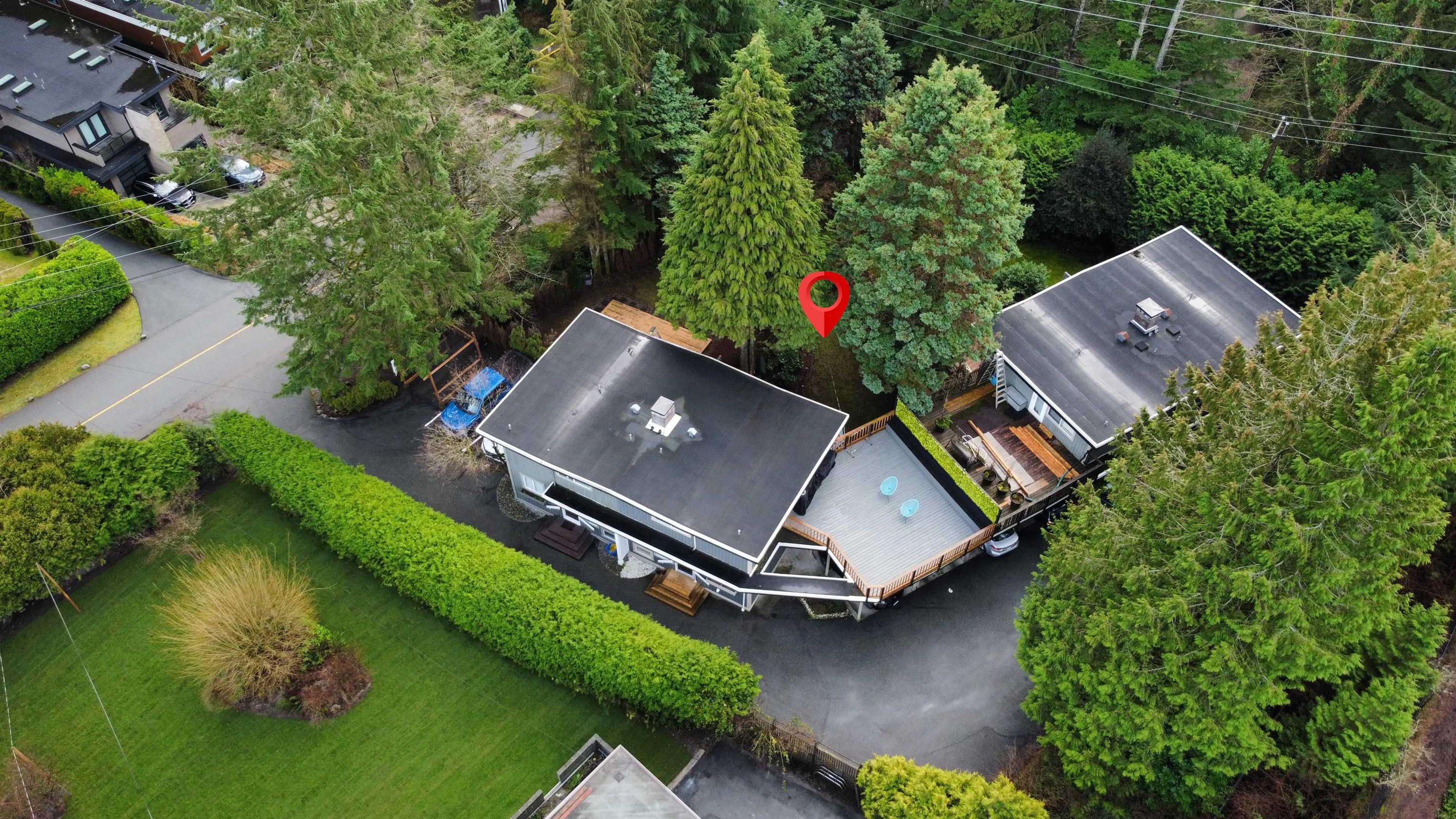 8 Glenmore Drive, West Vancouver - Exteriors - Full Complex View, Drone/Aerial View, Marked/Pin - Photo 5