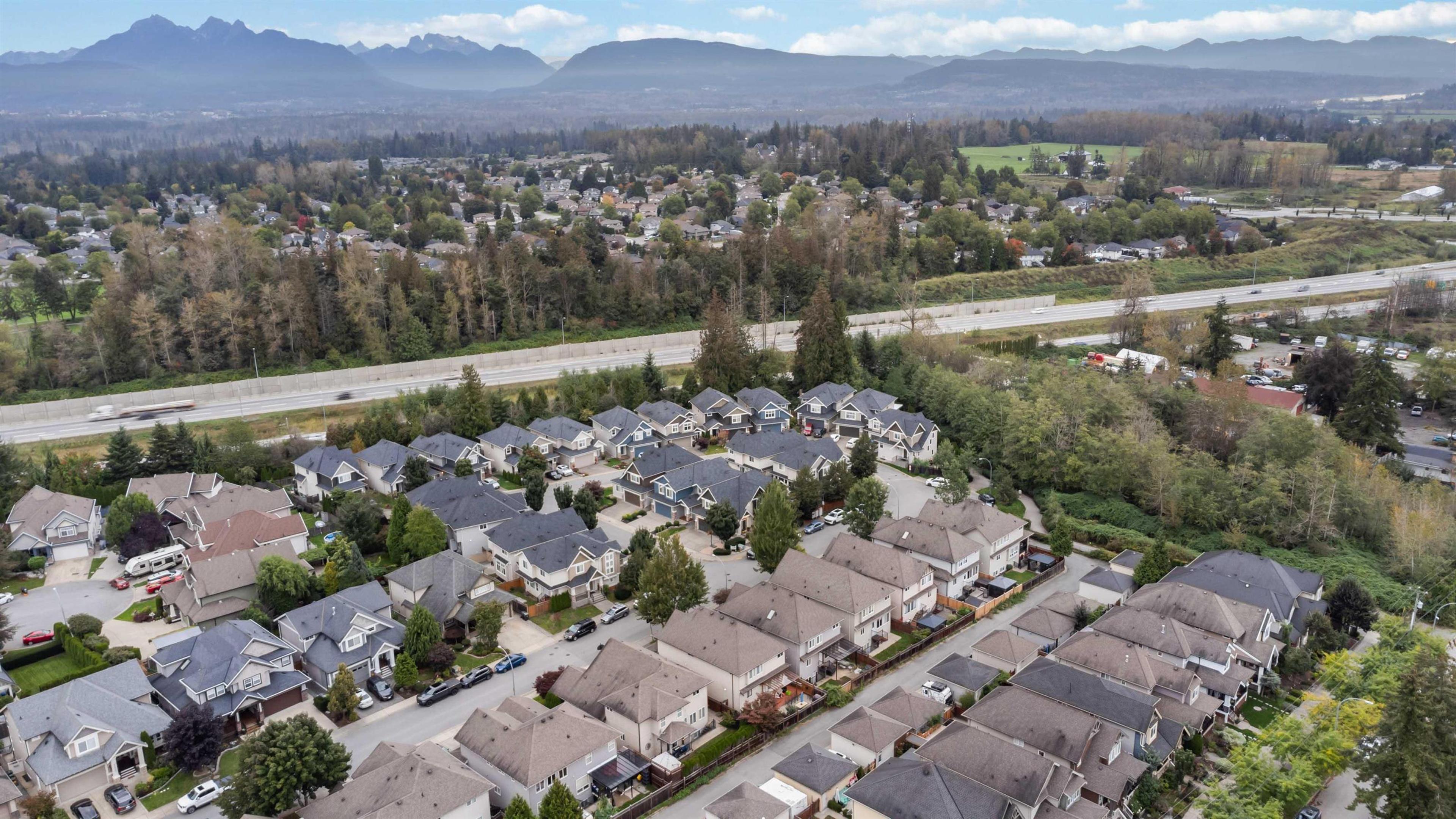 21267 83a Avenue, Langley - Exteriors - Full Complex View, Drone/Aerial View - Photo 10