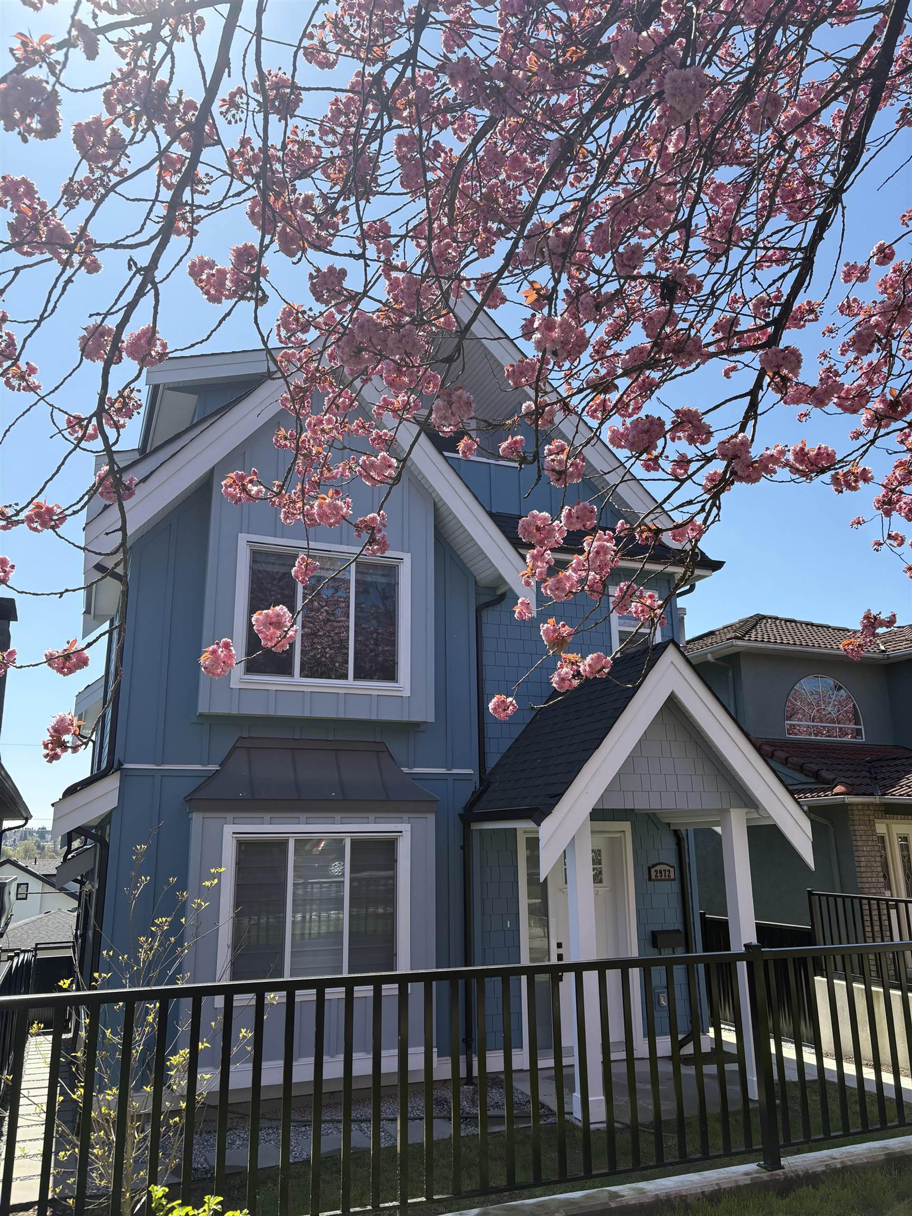 2972 E 7th Avenue, Vancouver - Exteriors - Photo 2