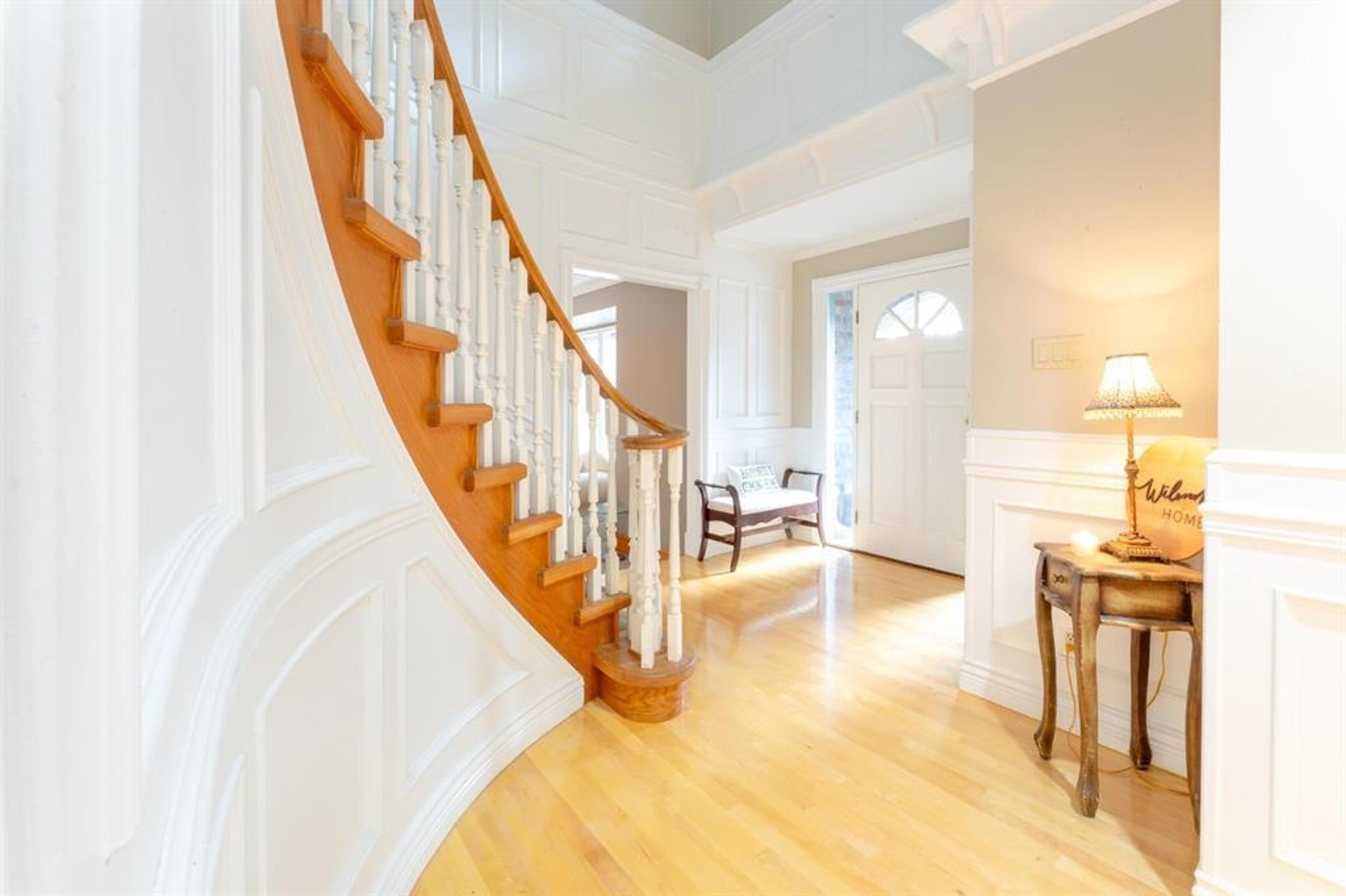 17352 26A AVENUE - Image 2