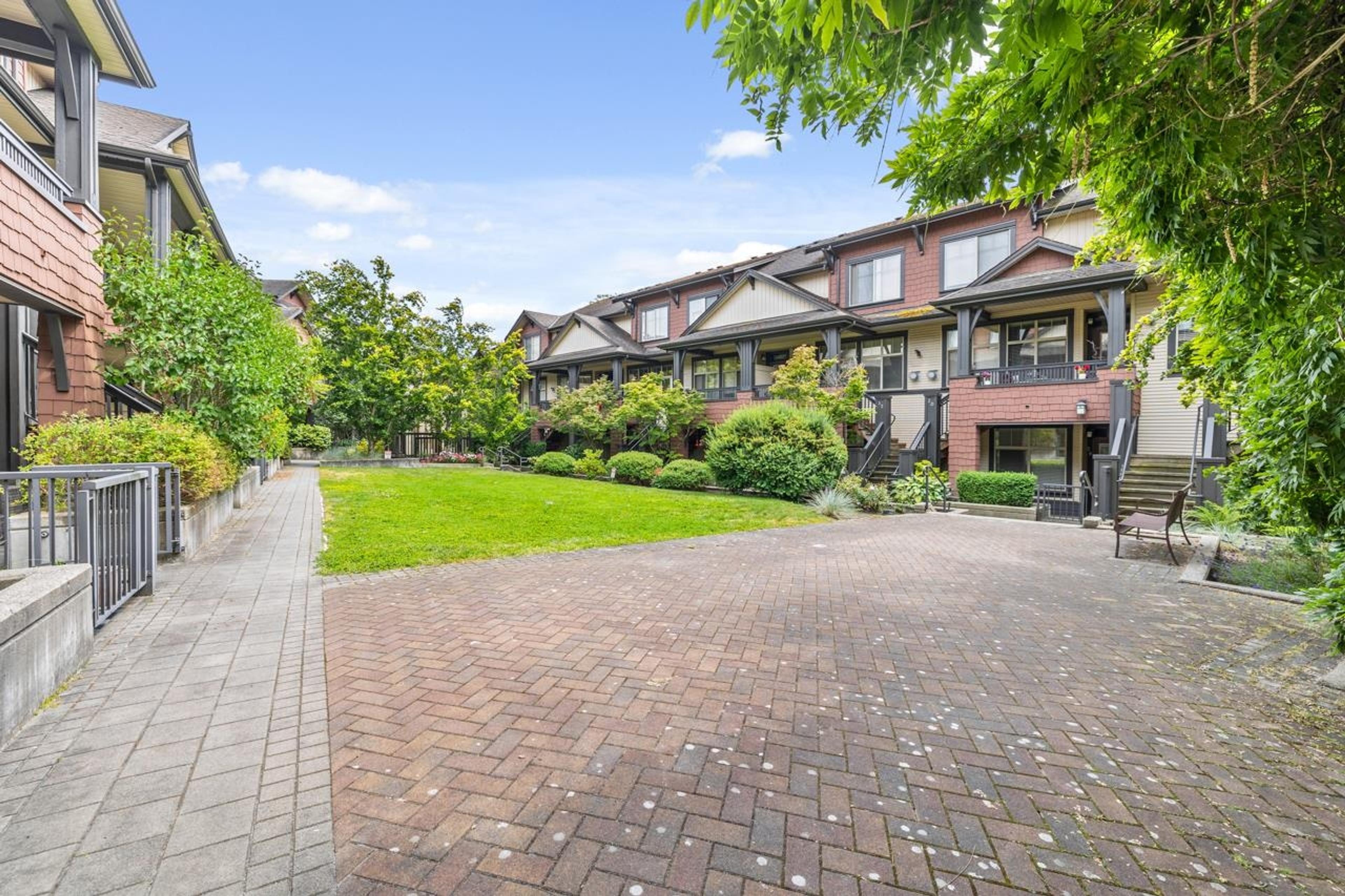 6500 194 Street, Surrey - Exteriors - Full Complex View - Photo 3