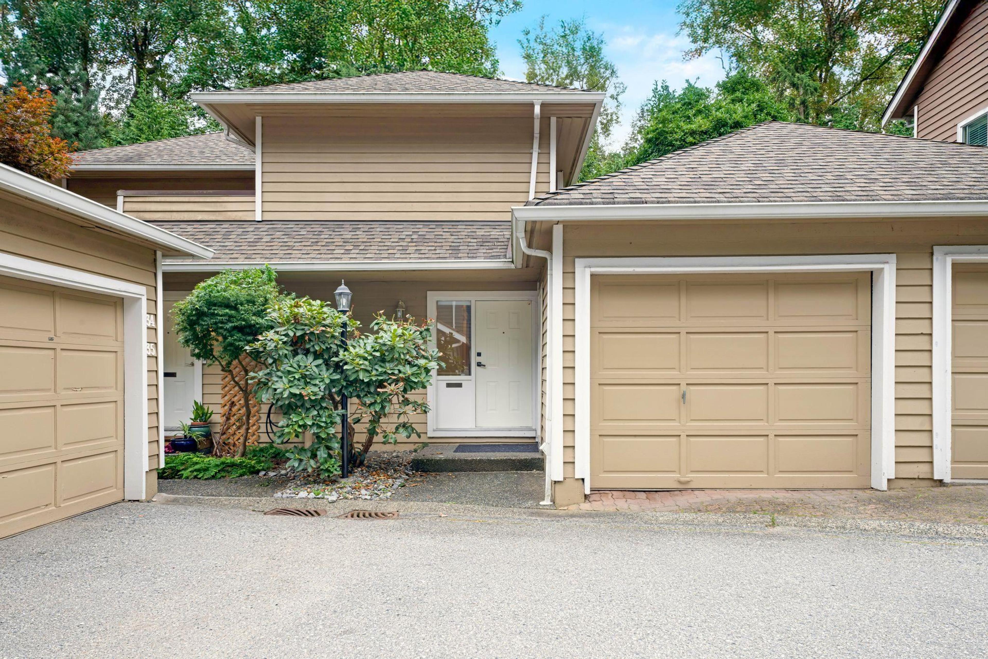 9000 Ash Grove Crescent, Burnaby - Exteriors - Photo 6