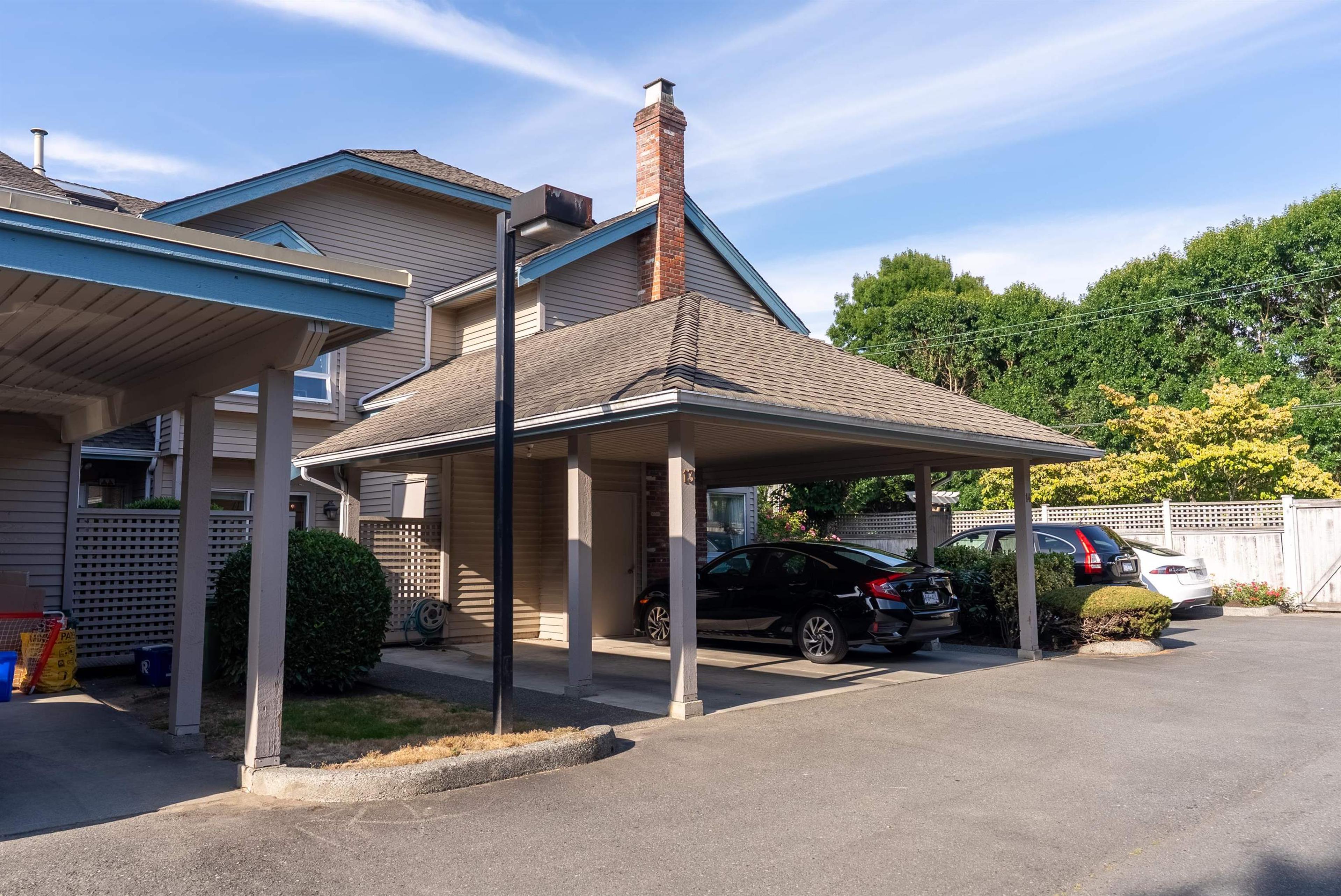 7820 Abercrombie Place, Richmond - Exteriors - Photo 1