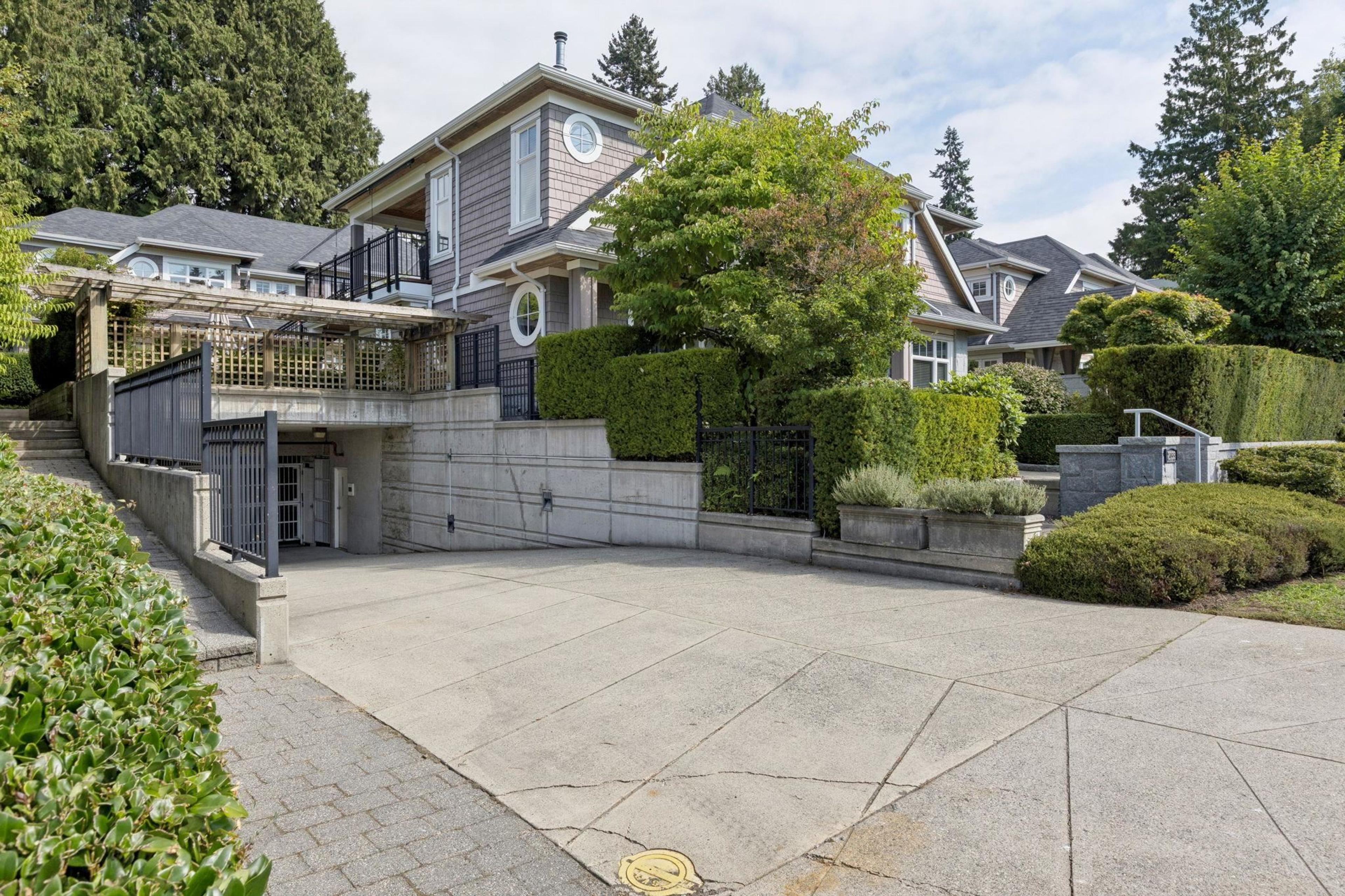 2129 Gordon Avenue, West Vancouver - Exteriors - Full Complex View - Photo 5