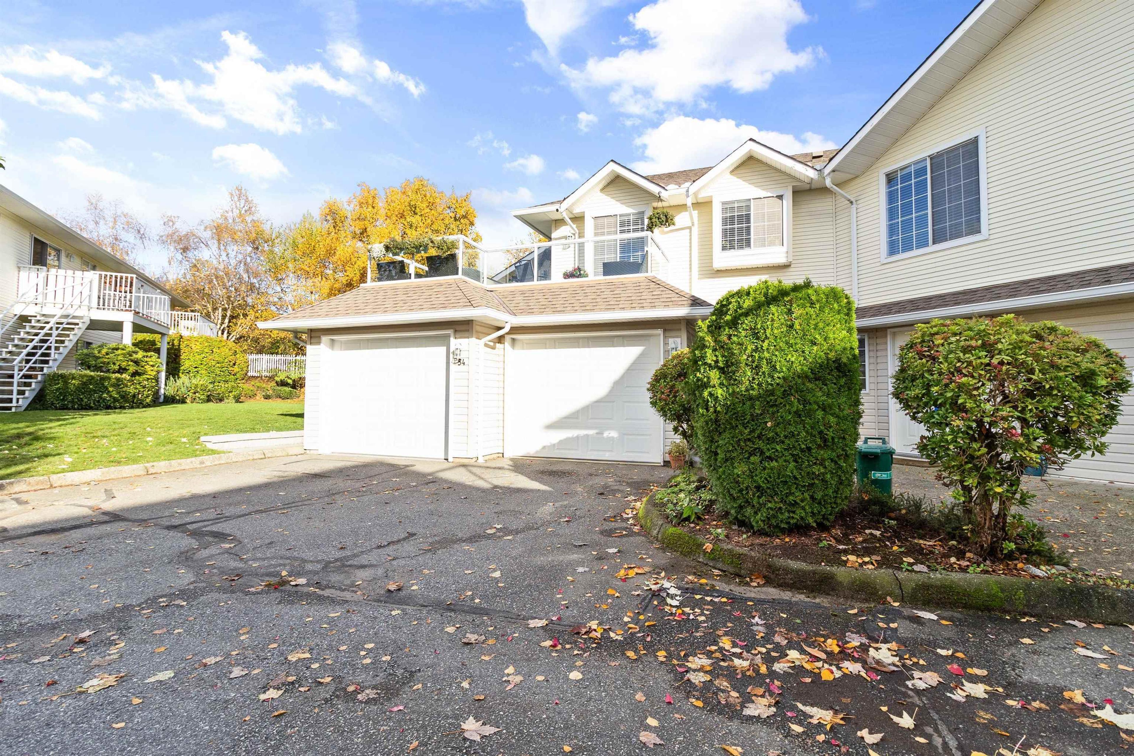 31255 Upper Maclure Road, Abbotsford - Exteriors - Full Complex View - Photo 1