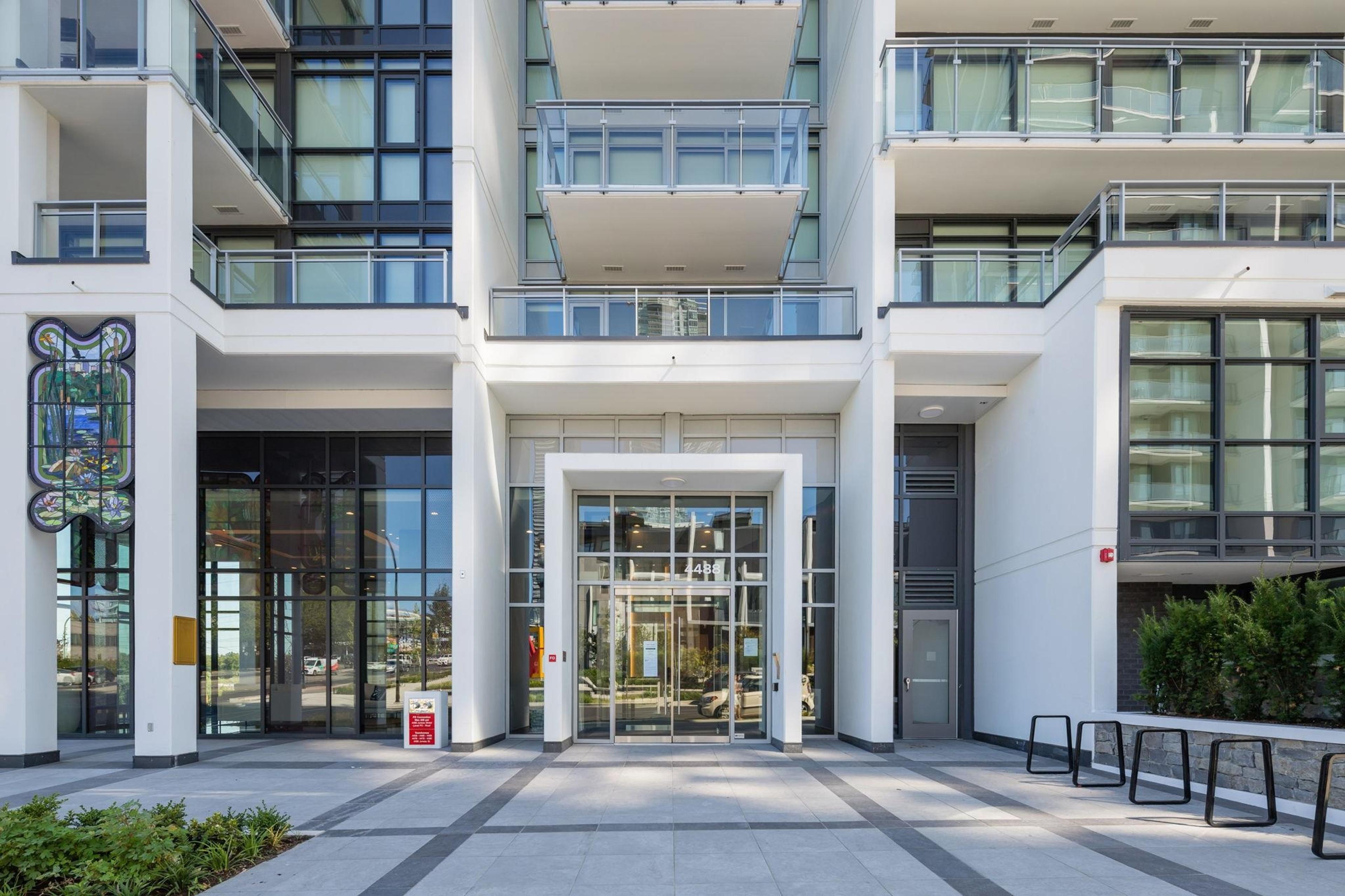 4488 Juneau Street, Burnaby - Exteriors - Photo 1