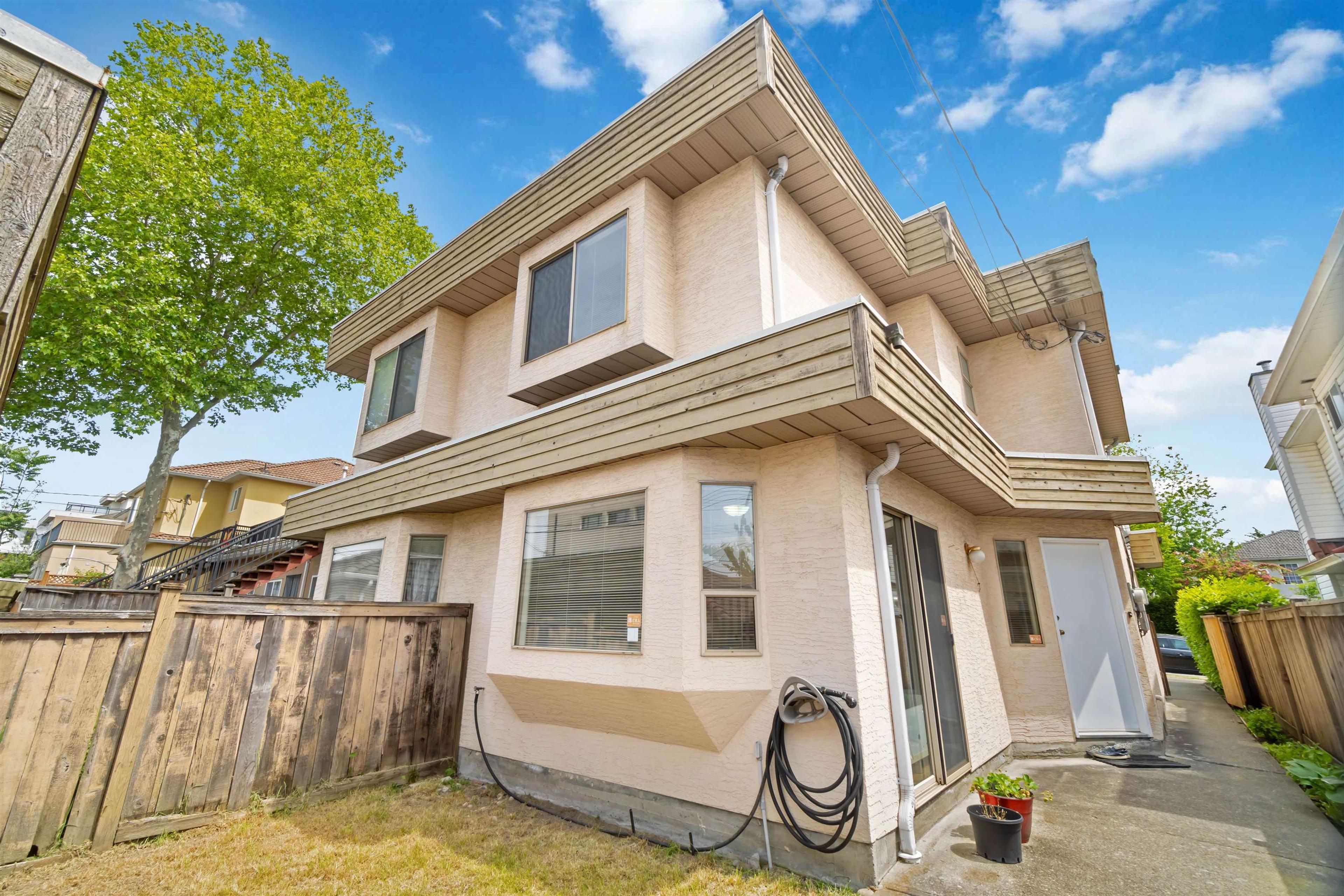 8489 French Street, Vancouver - Exteriors - Photo 2