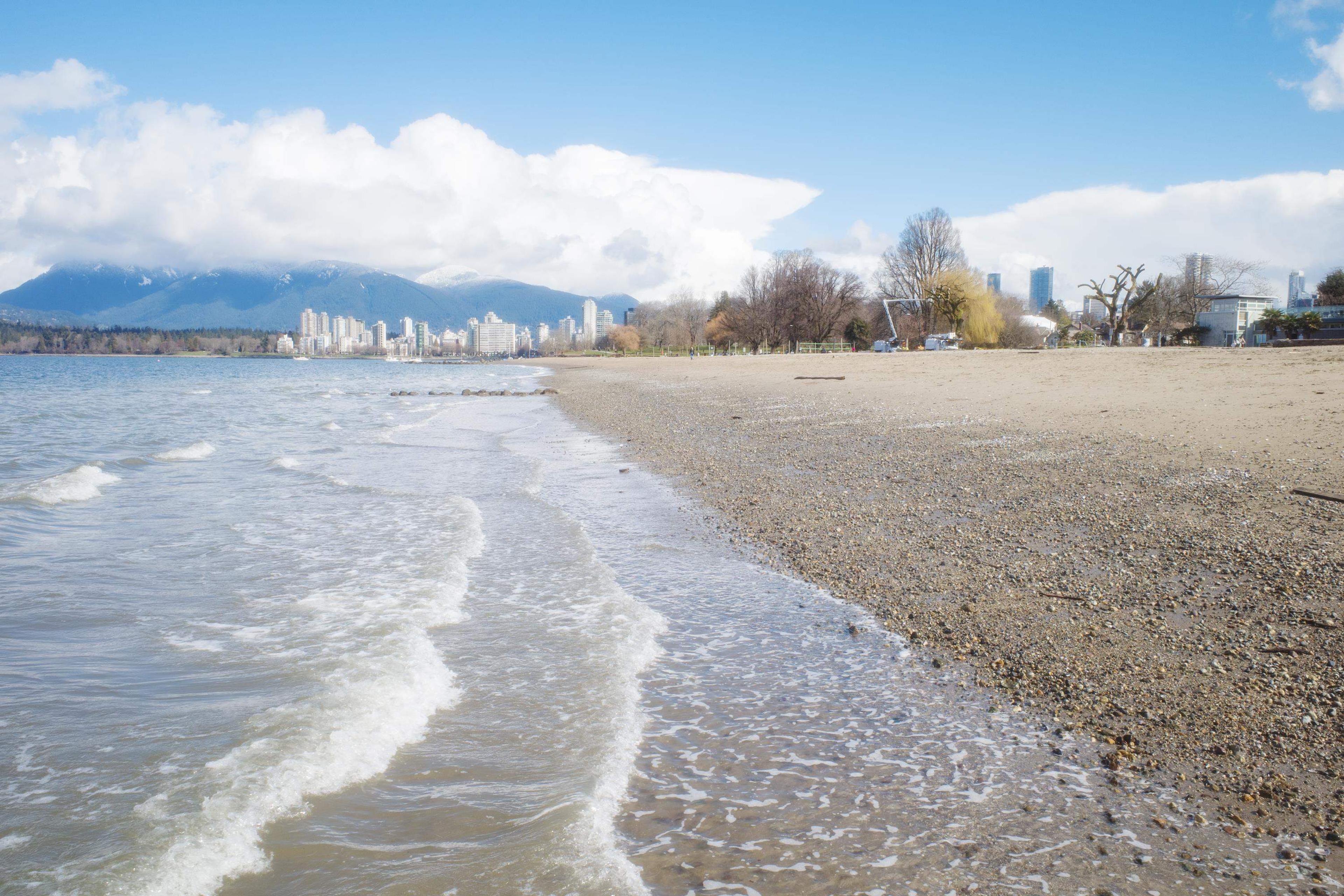 2240 York Avenue, Vancouver - Exteriors - Photo 2