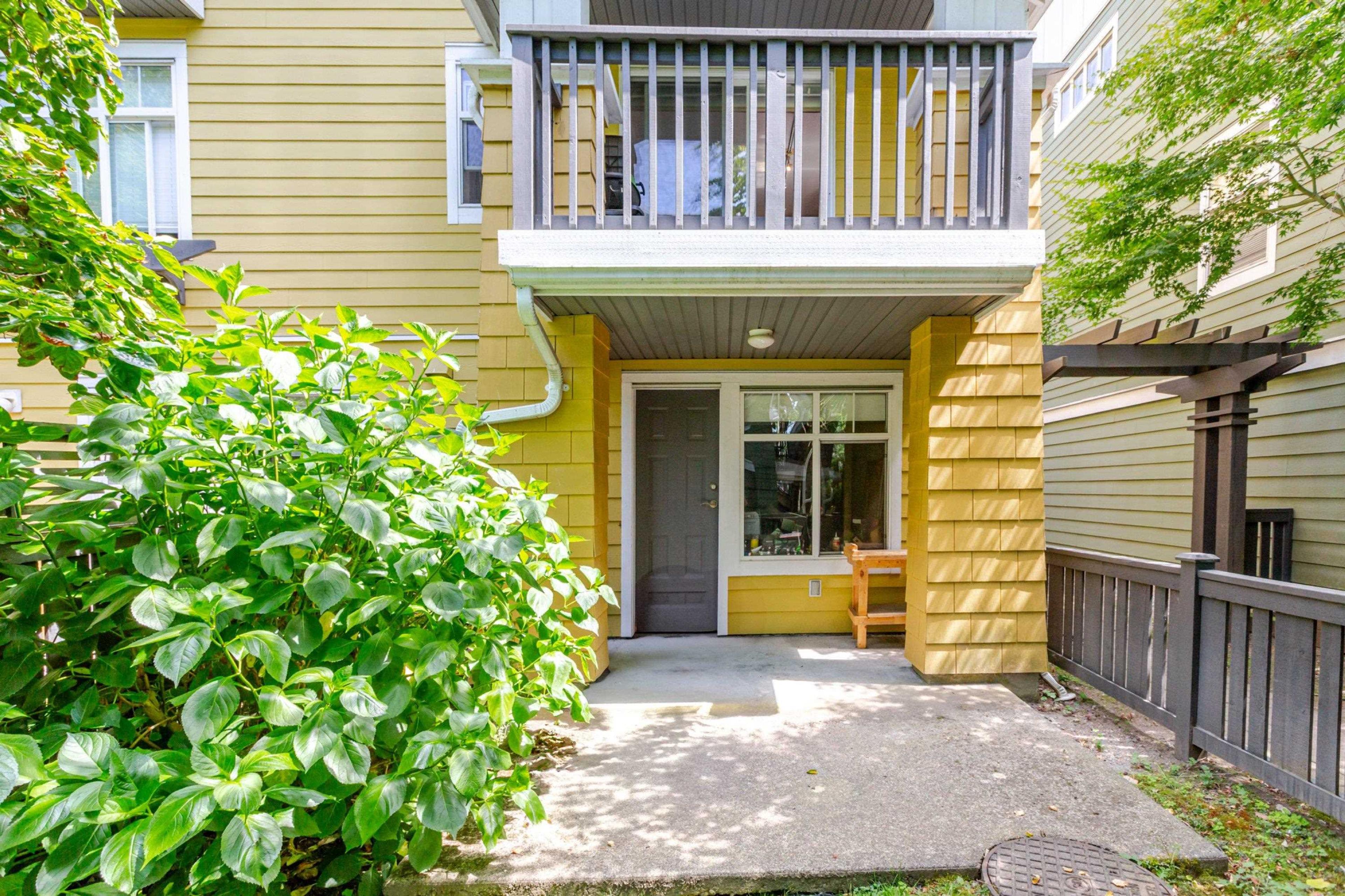 15233 34 Avenue, Surrey - Exteriors - Photo 1