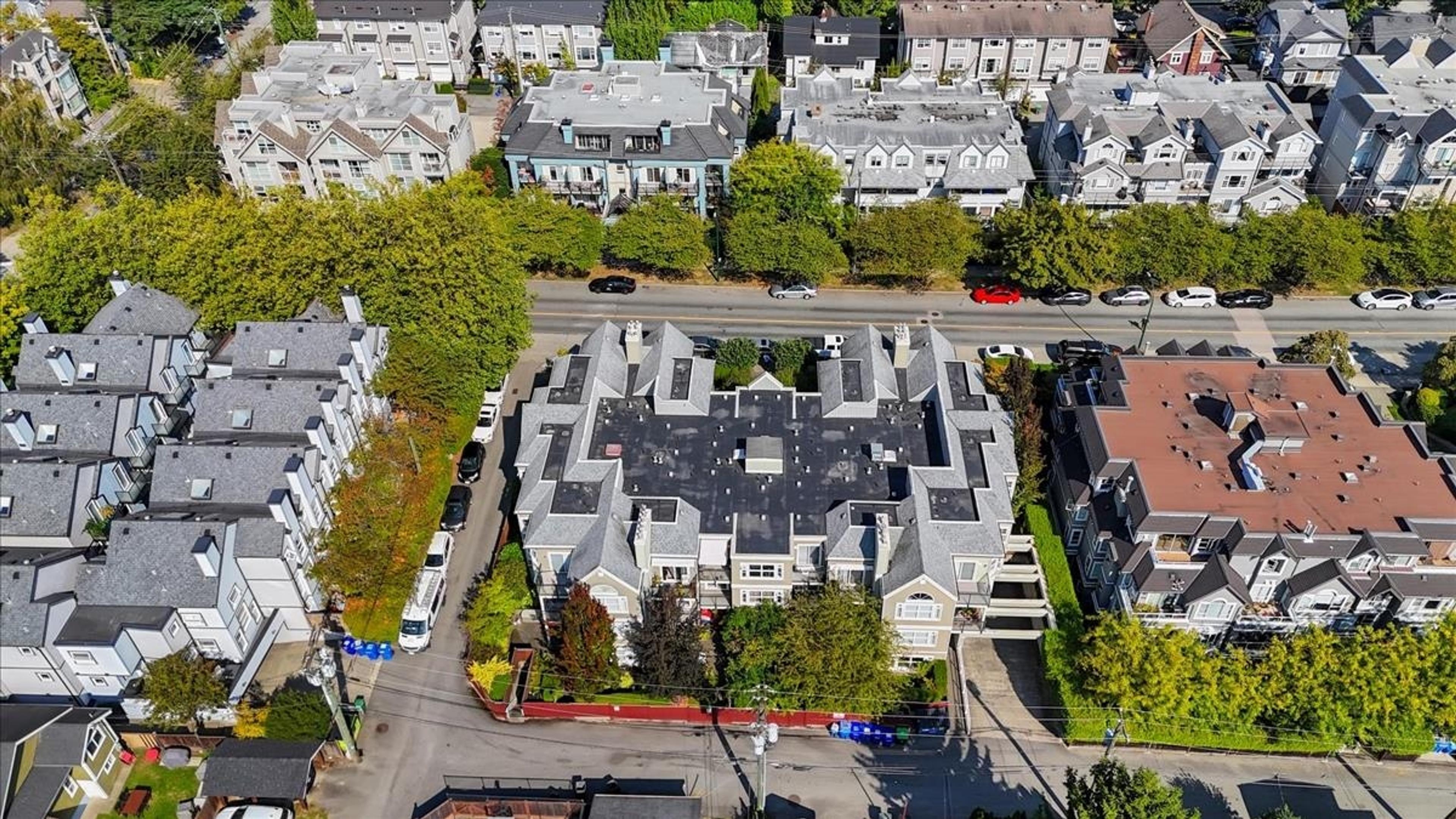 876 W 16th Avenue, Vancouver - Exteriors - Full Complex View, Drone/Aerial View - Photo 2