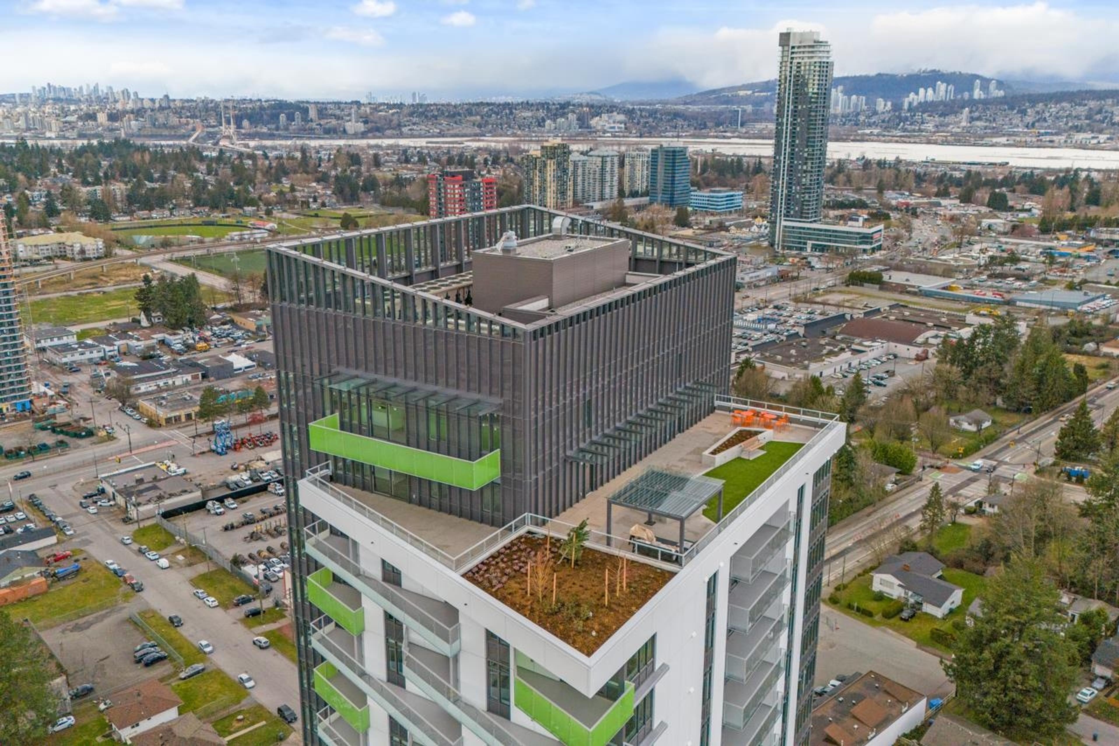 10428 Whalley Boulevard, Surrey - Exteriors - Drone/Aerial View - Photo 5