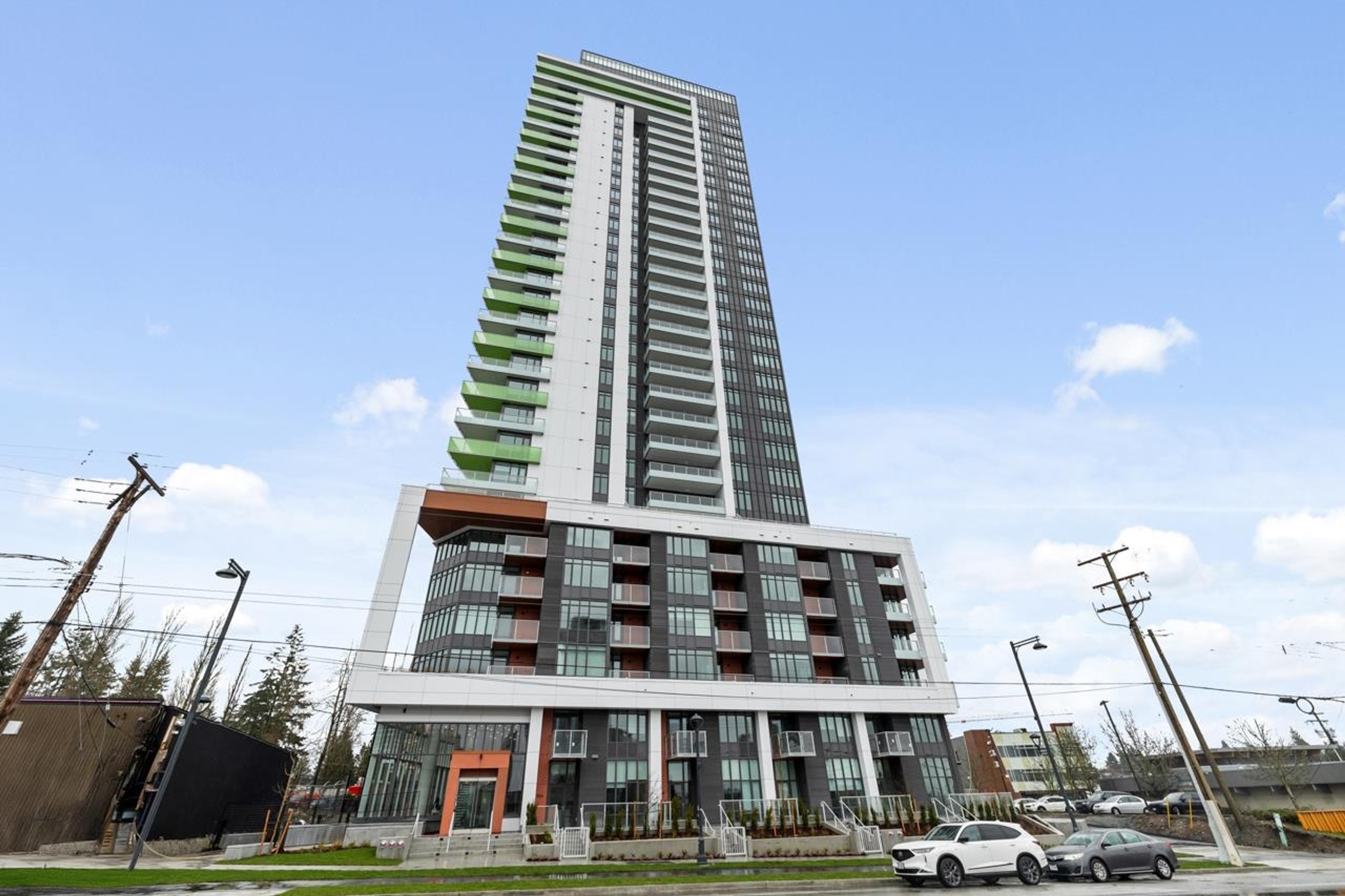 10428 Whalley Boulevard, Surrey - Exteriors - Photo 8