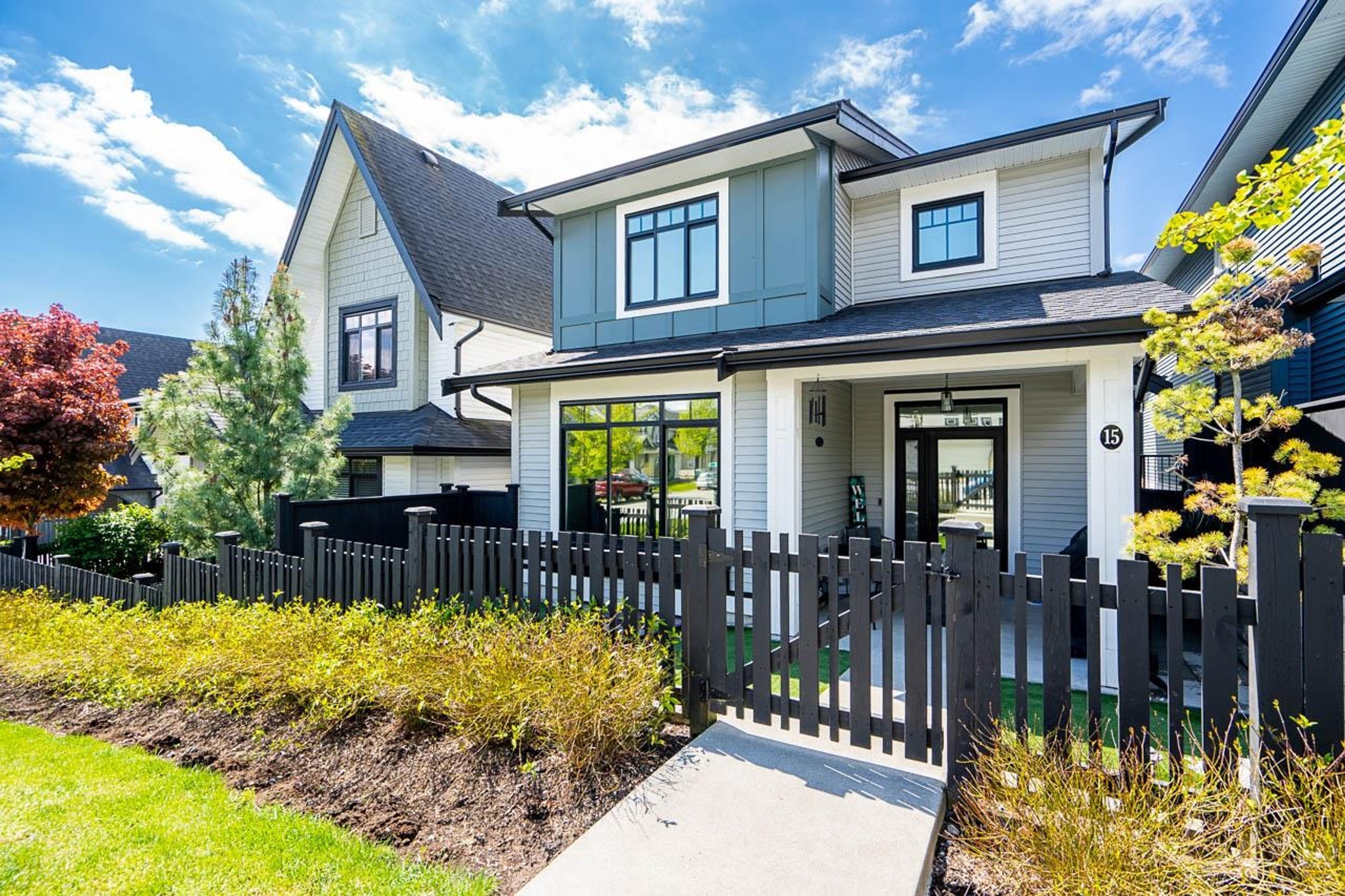 6897 201 Street, Langley - Exteriors - Photo 3