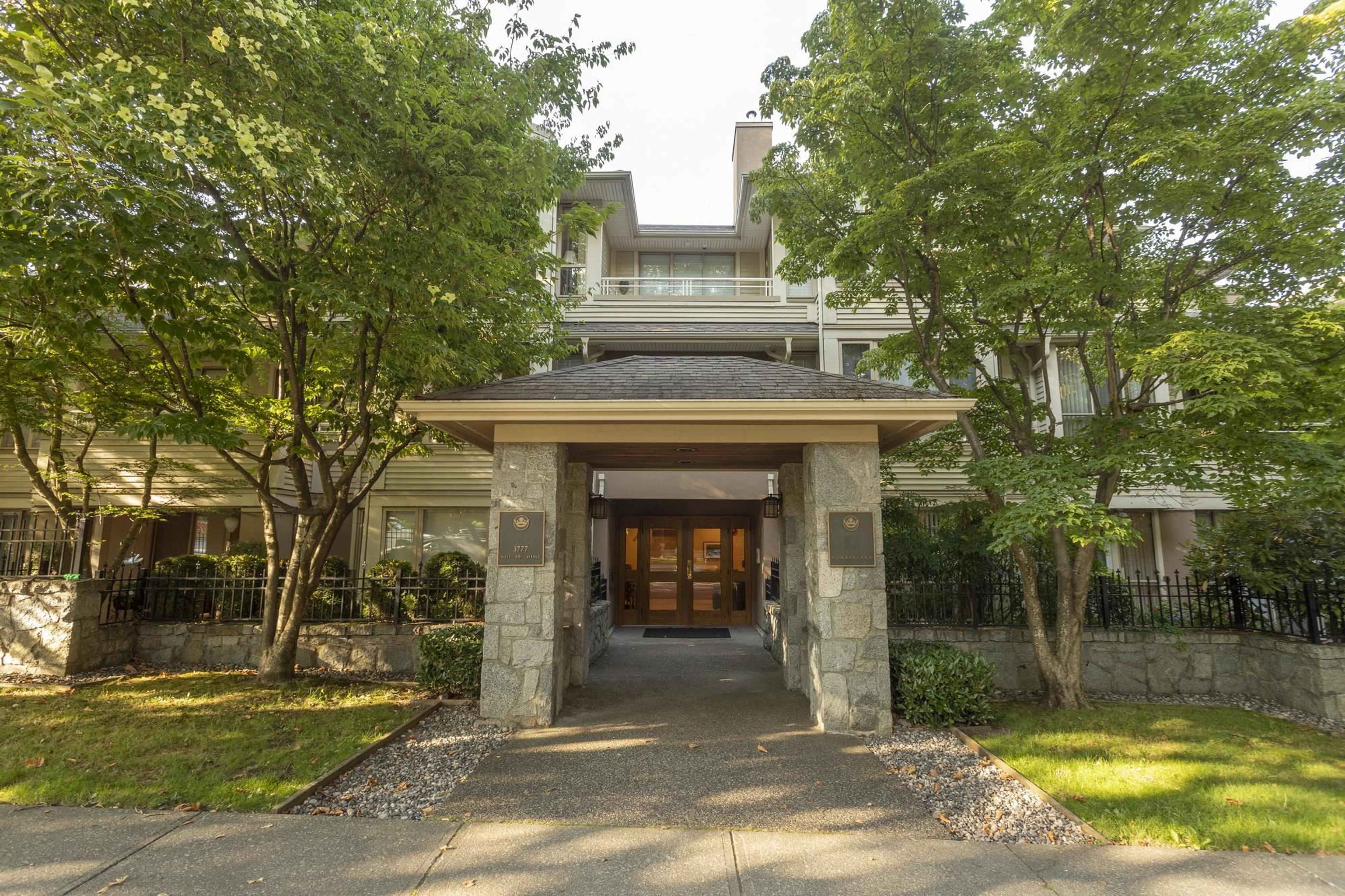 3790 W 7th Avenue, Vancouver - Exteriors - Photo 2