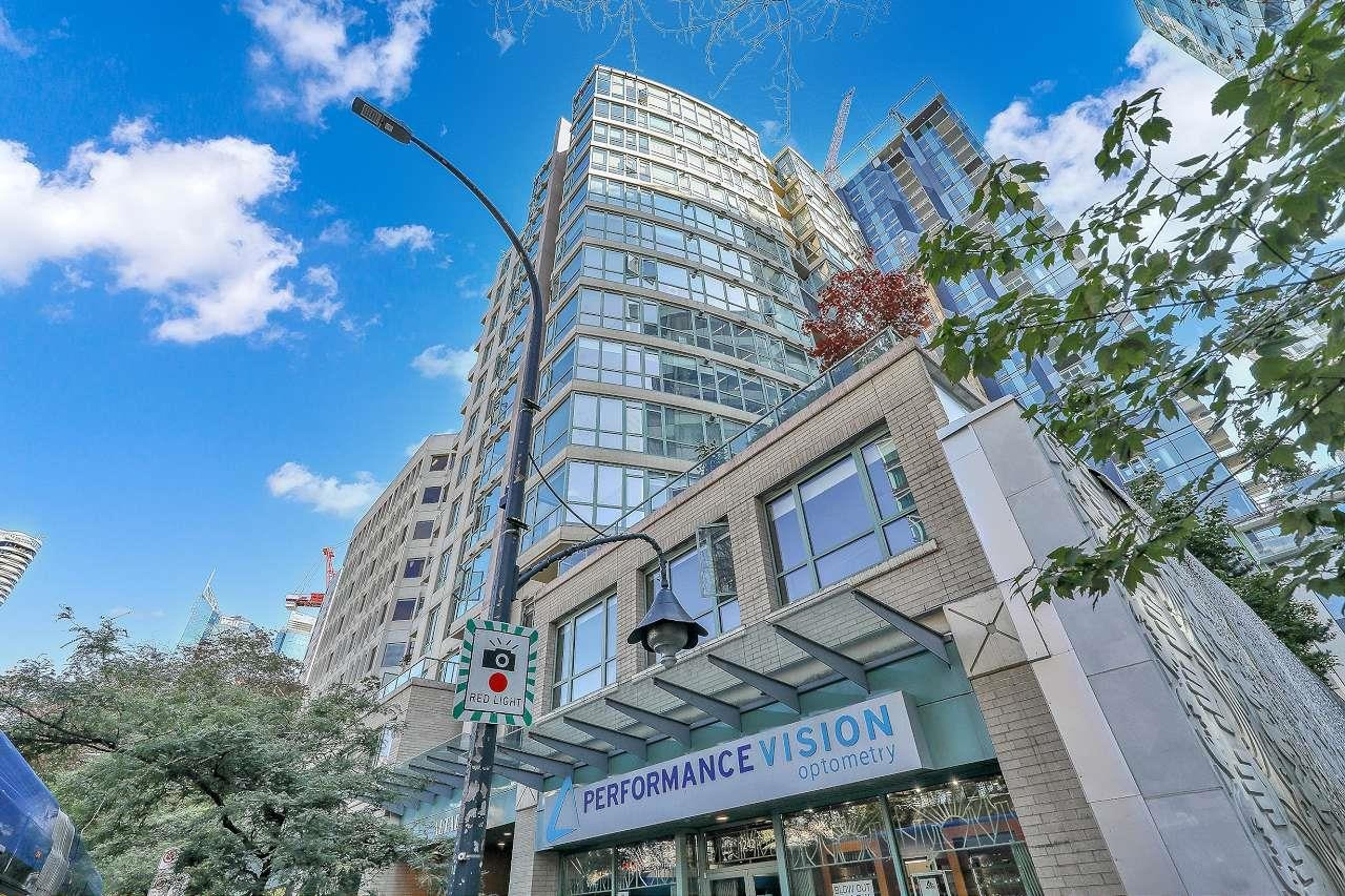 1238 Burrard Street, Vancouver - Exteriors - Photo 4