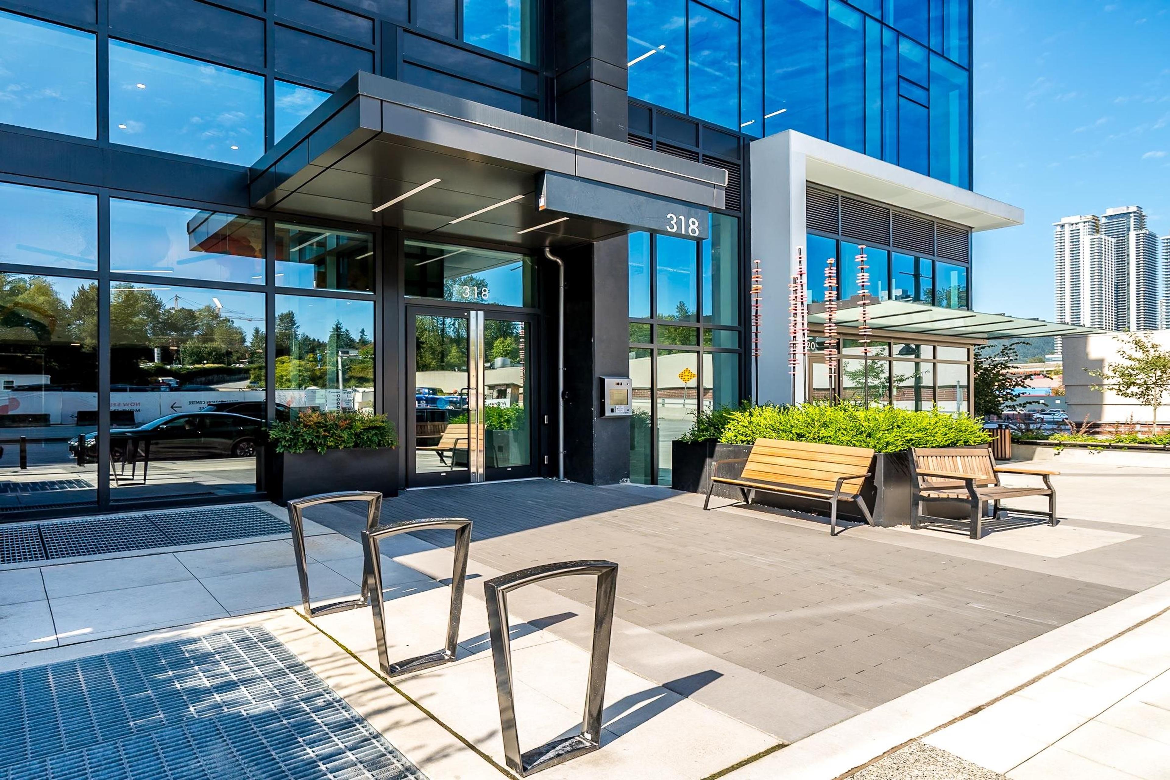 318 Alderson Avenue, Coquitlam - Exteriors - Photo 2