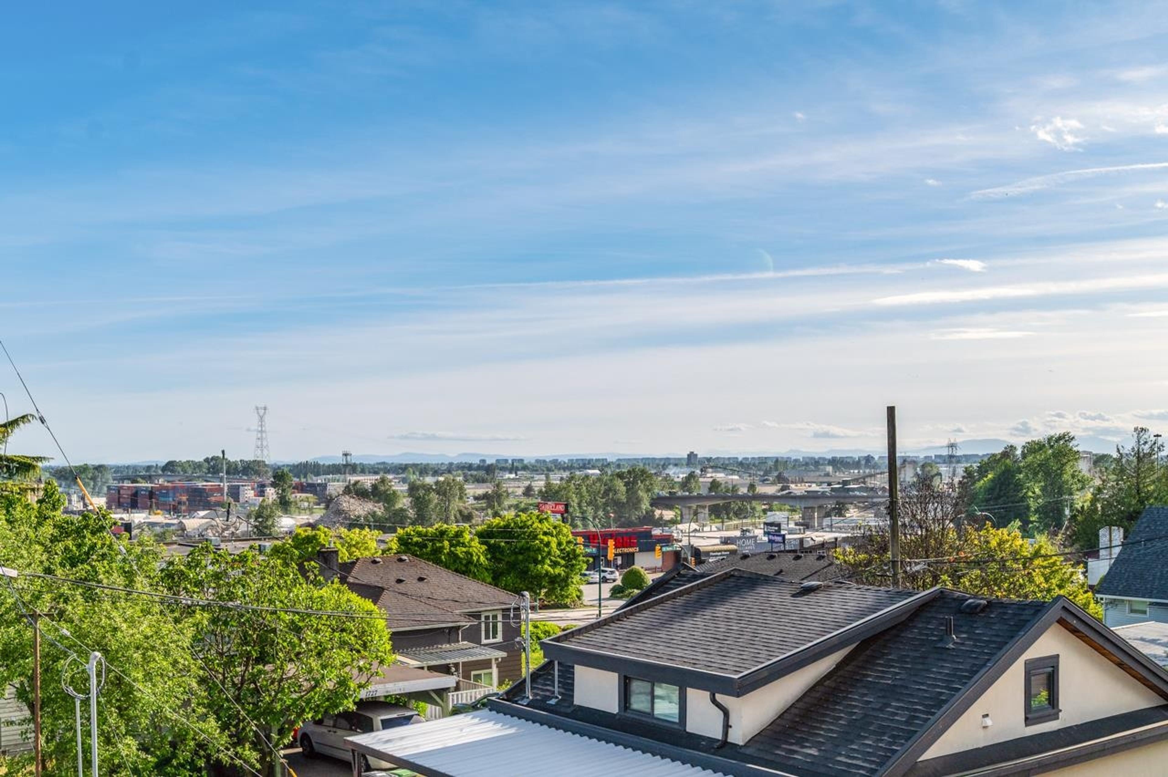 1724 E 64th Avenue, Vancouver - Exteriors - Full Complex View, Drone/Aerial View - Photo 3