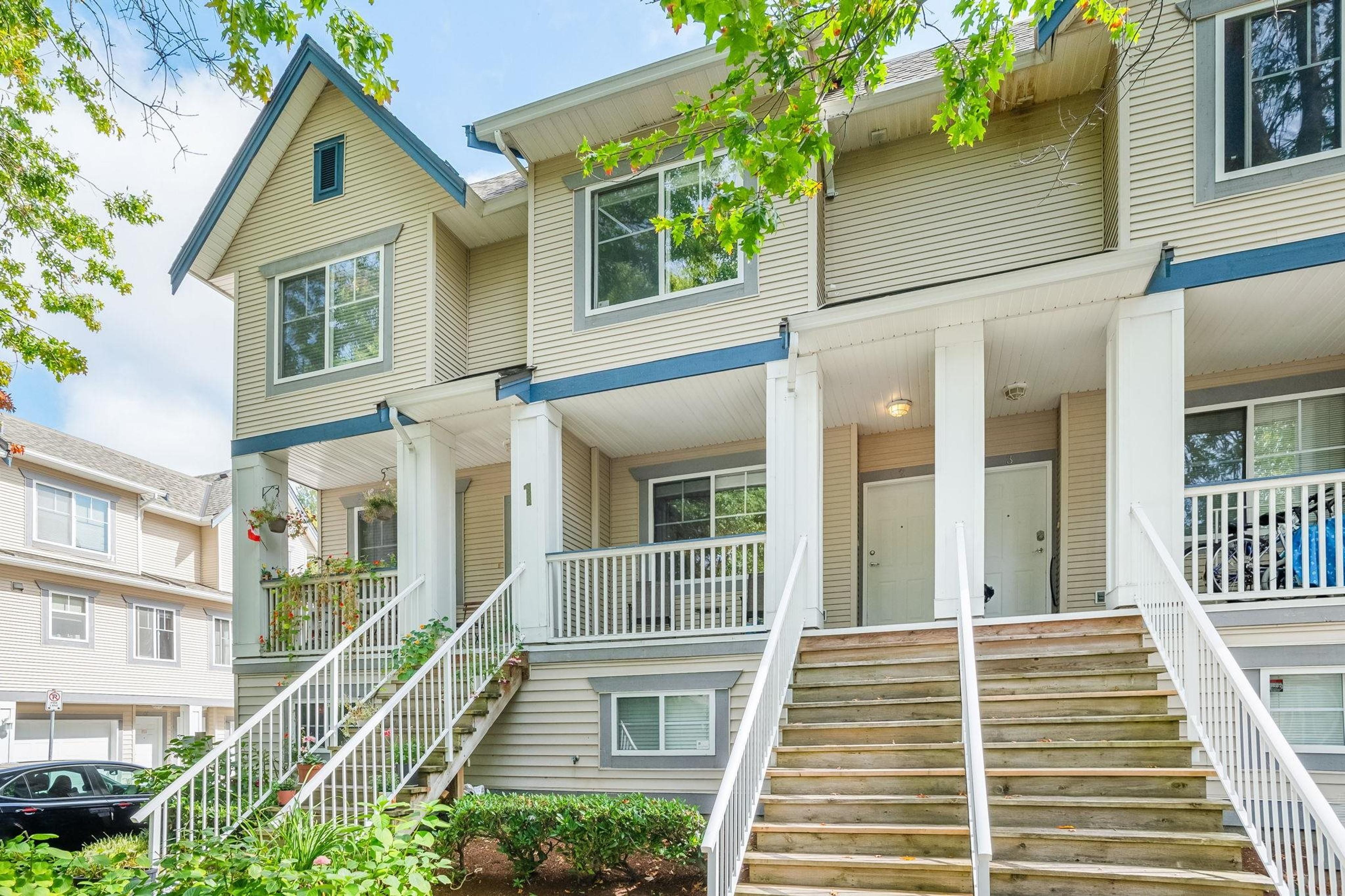 6833 Livingstone Place, Richmond - Exteriors - Full Complex View - Photo 4