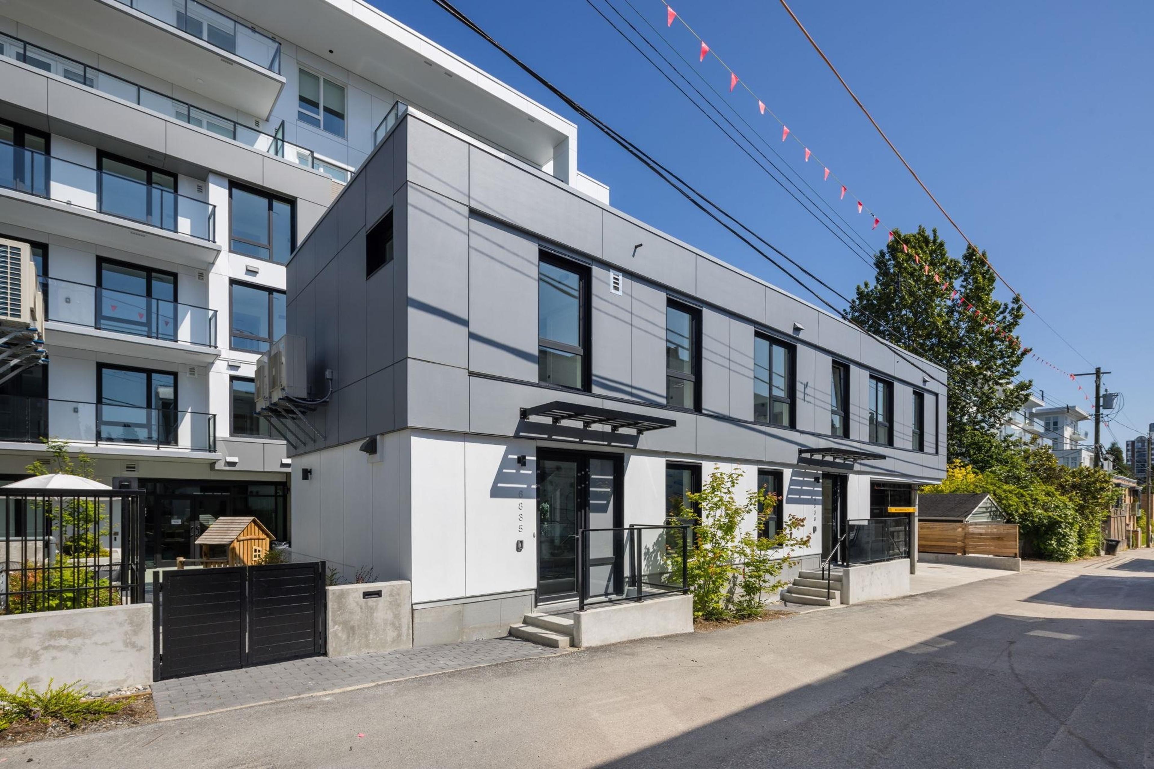 6859 Cambie Street, Vancouver - Exteriors - Full Complex View - Photo 5