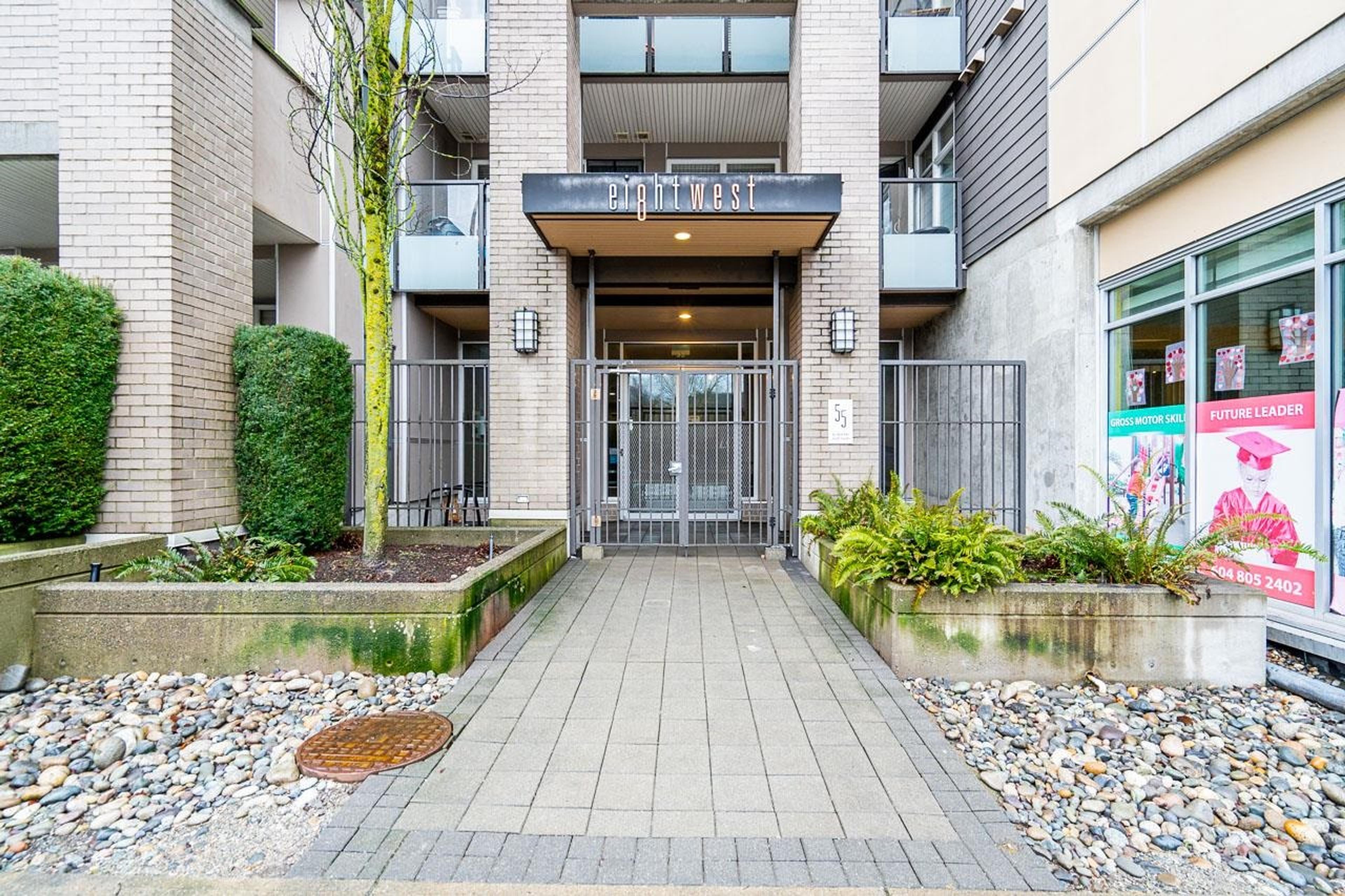 55 Eighth Avenue, New Westminster - Exteriors - Photo 1