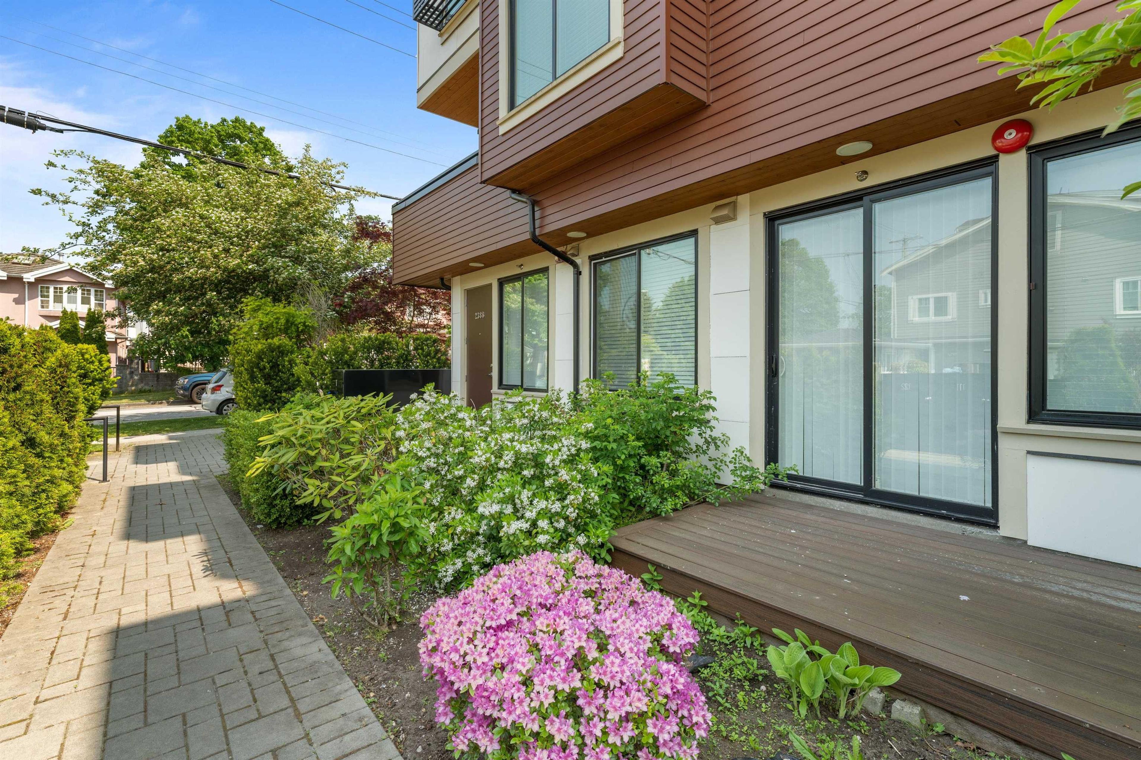 2388 E 34th Avenue, Vancouver - Exteriors - Photo 1