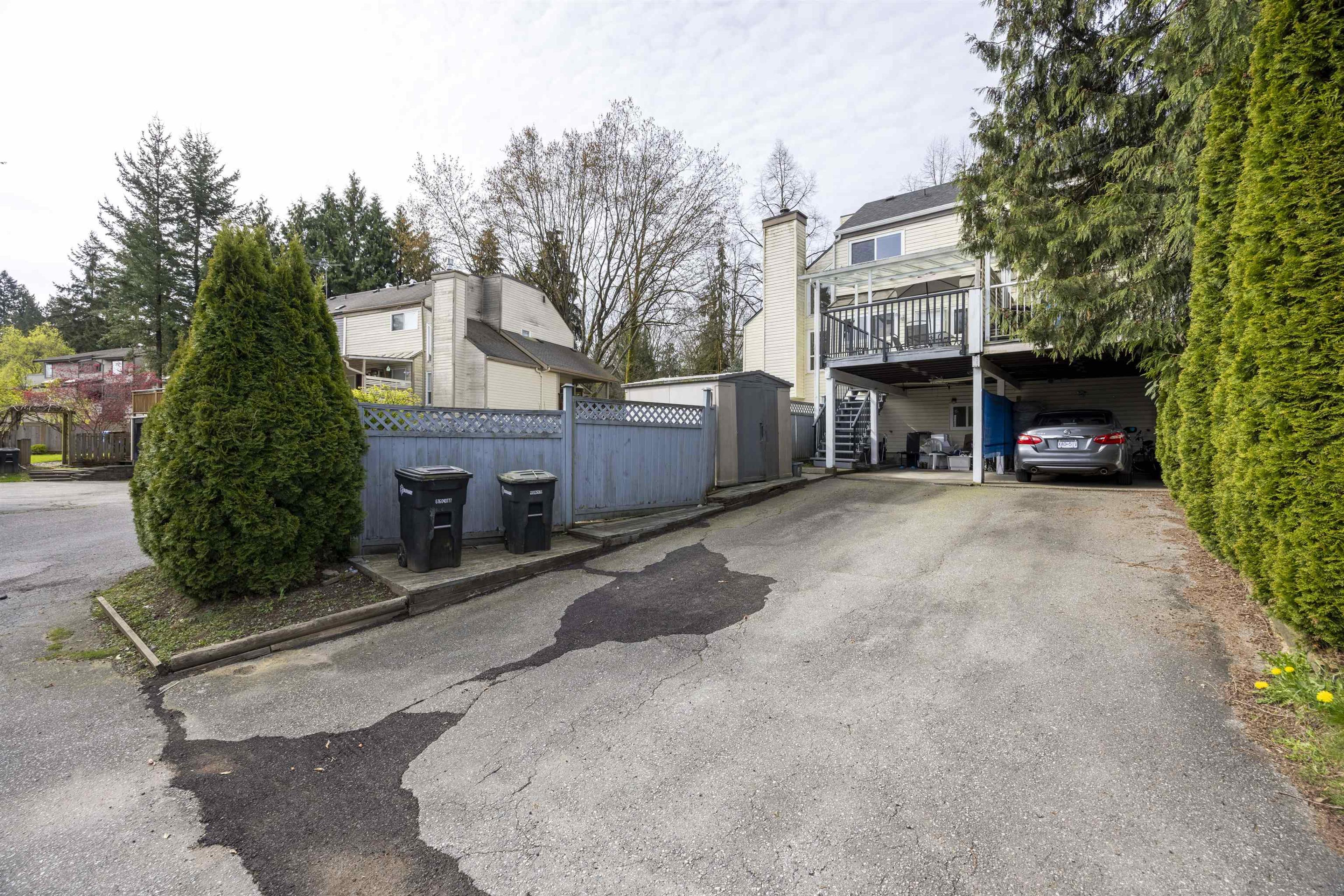 5602 Claude Avenue, Burnaby - Exteriors - Photo 3