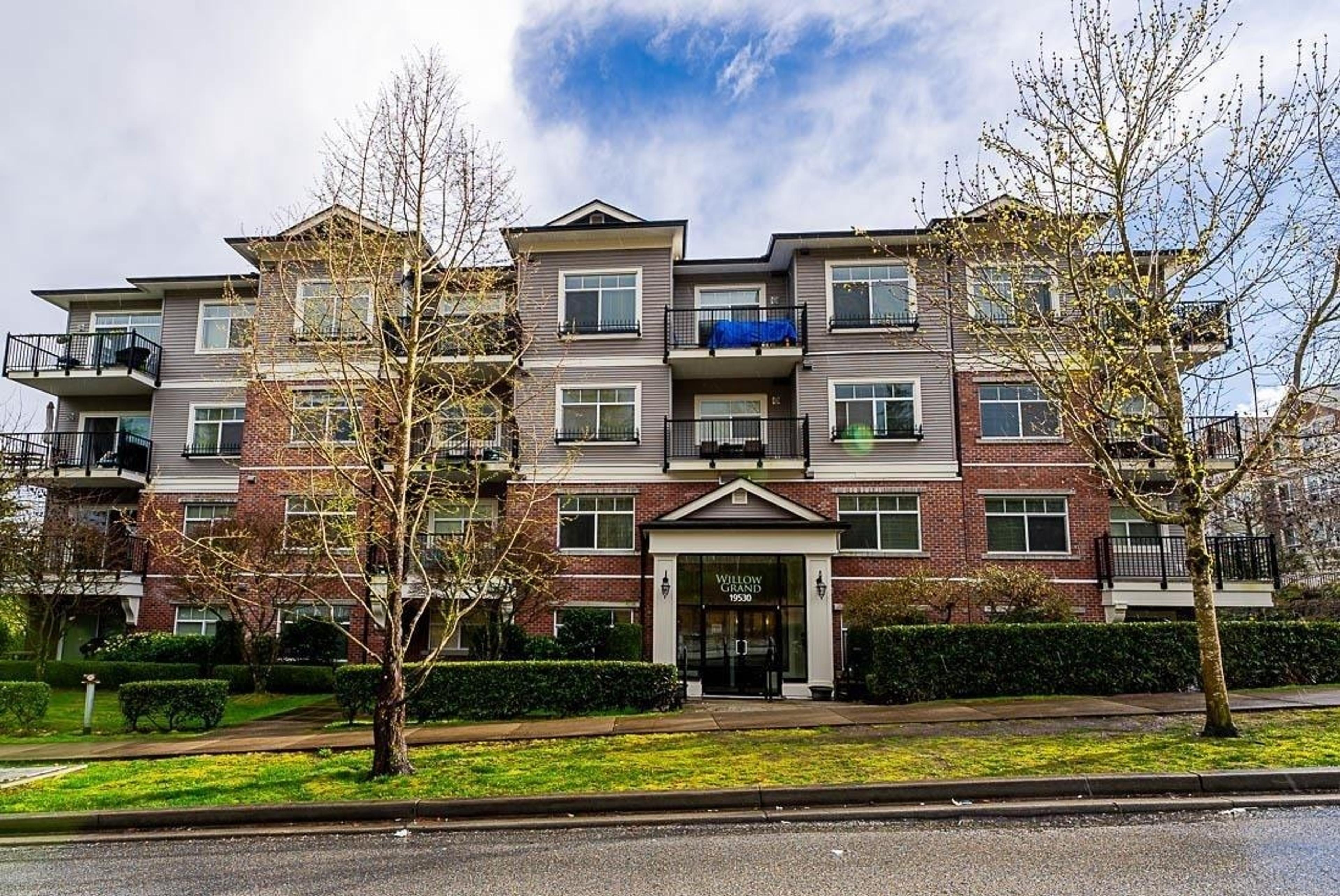 19530 65 Avenue, Surrey - Exteriors - Photo 1