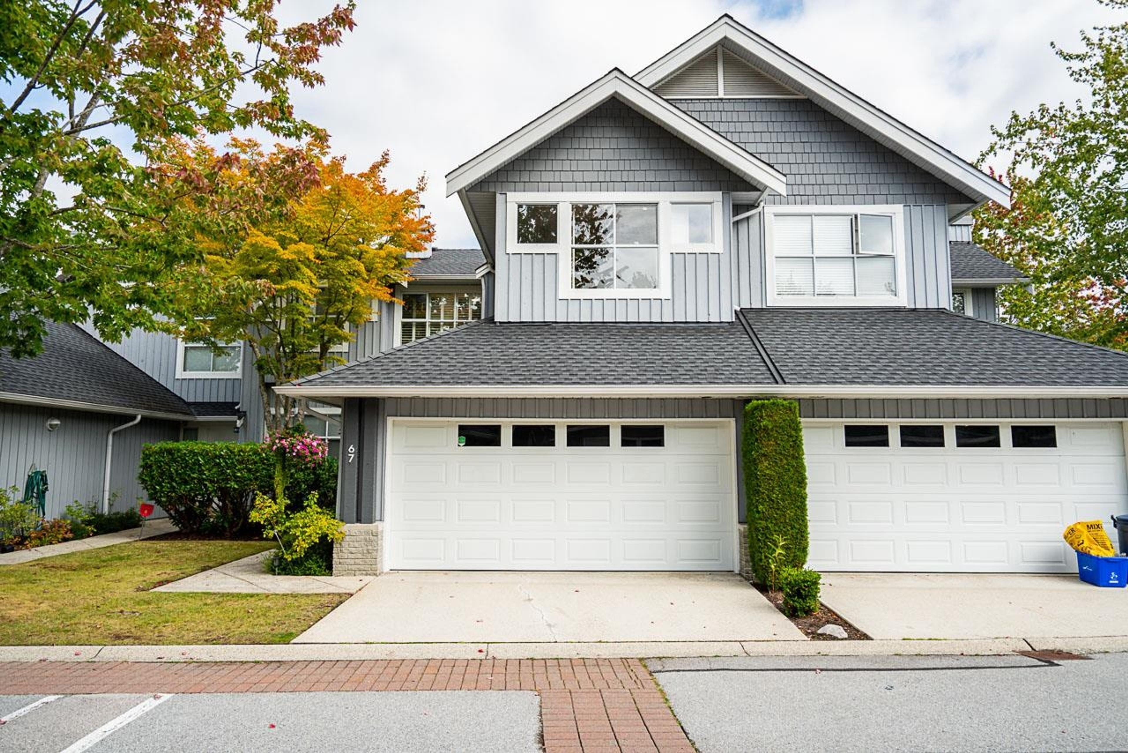 3555 Westminster Highway, Richmond - Exteriors - Photo 2