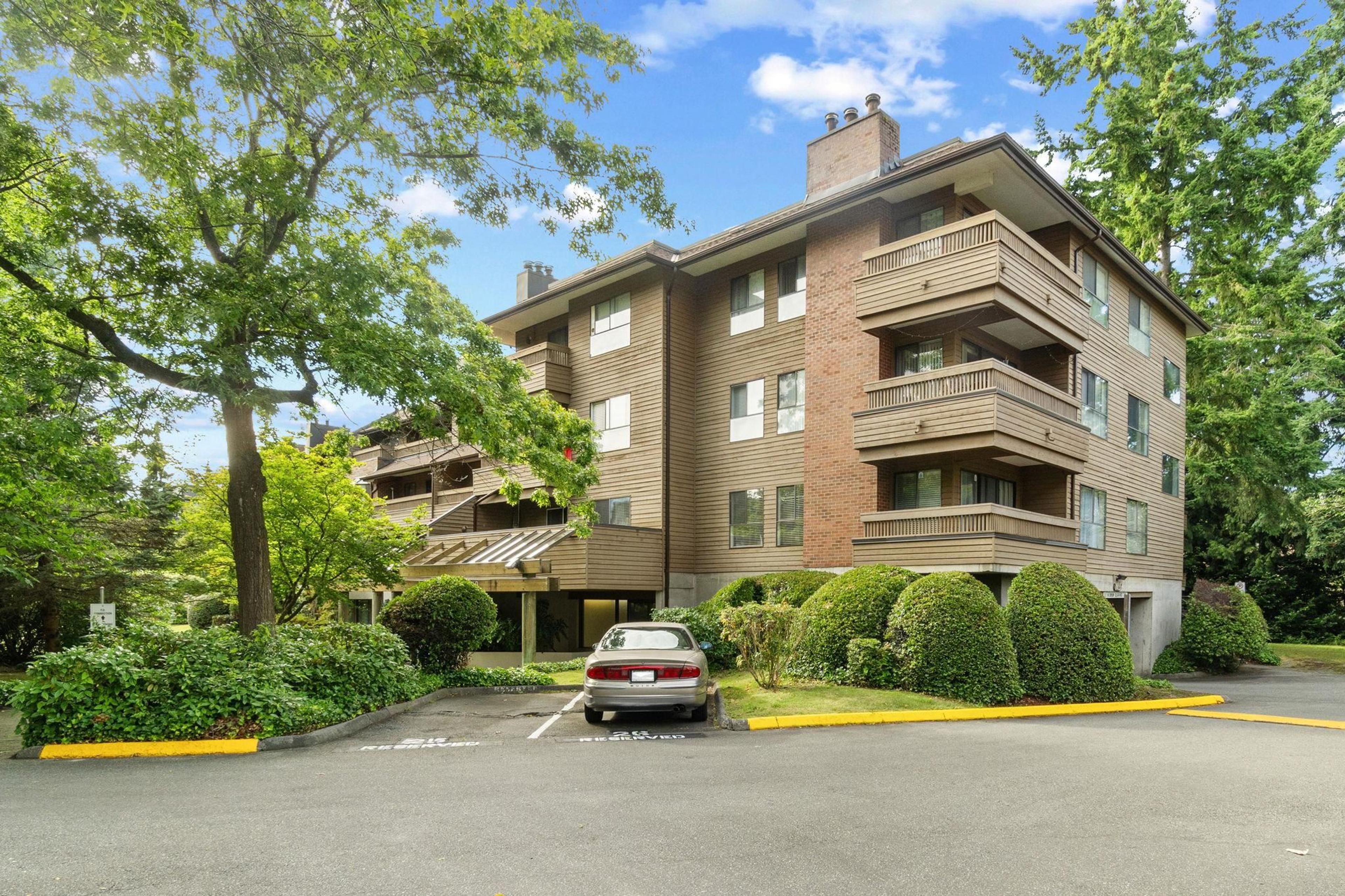 7451 Minoru Boulevard, Richmond - Exteriors - Photo 2