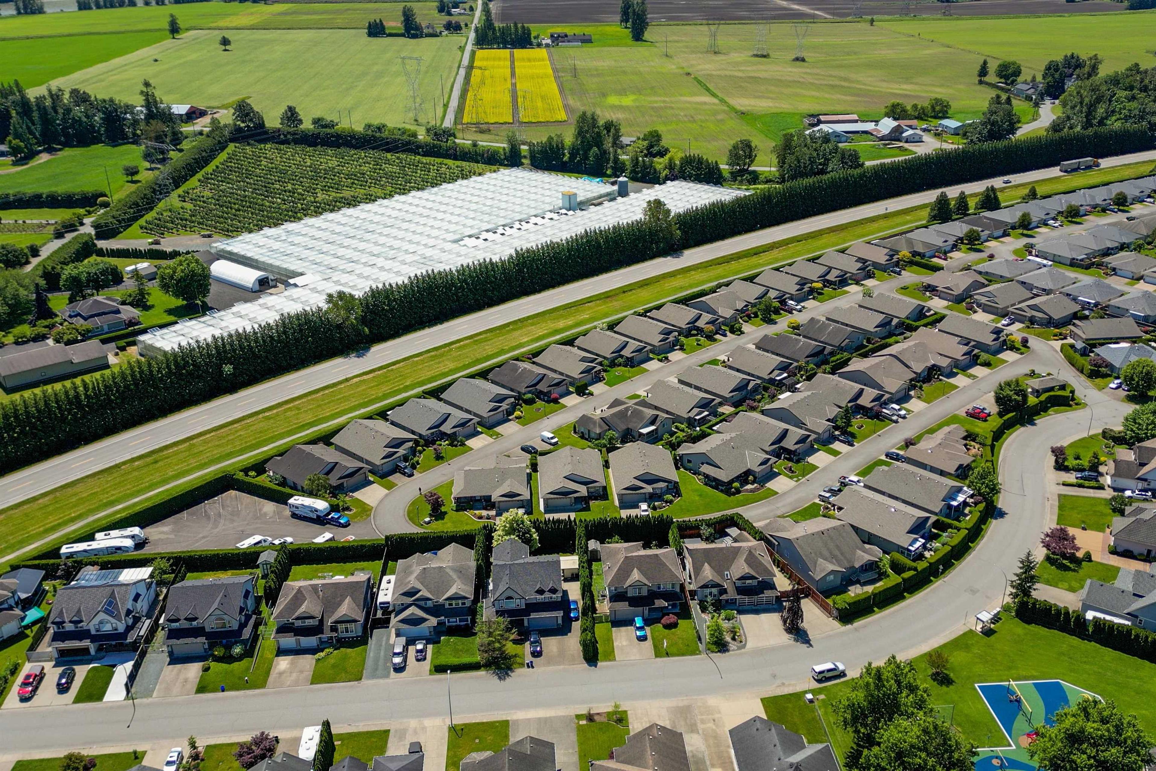 7330 Elm Road, Agassiz - Exteriors - Full Complex View, Drone/Aerial View - Photo 8