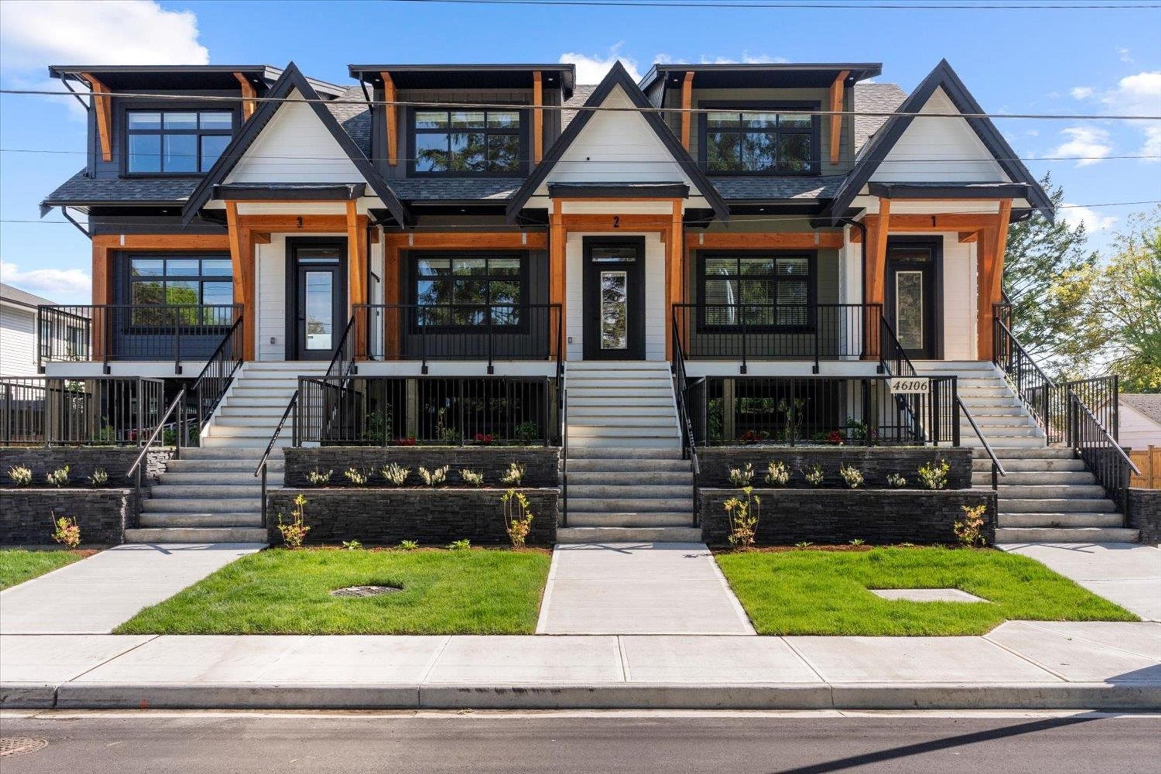 46106 Riverside Drive, Chilliwack - Exteriors - Full Complex View - Photo 3