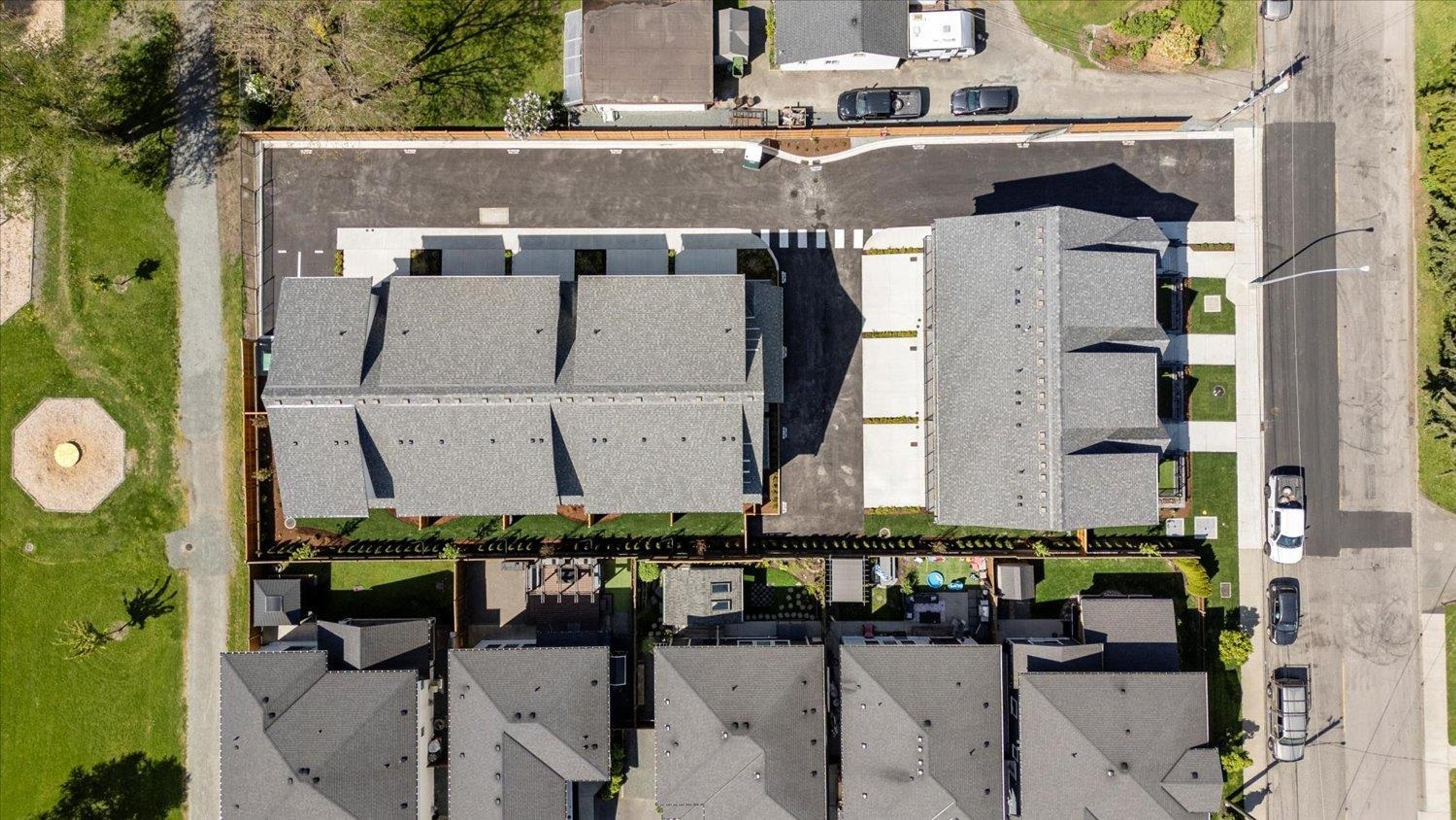 46106 Riverside Drive, Chilliwack - Exteriors - Full Complex View, Drone/Aerial View - Photo 5