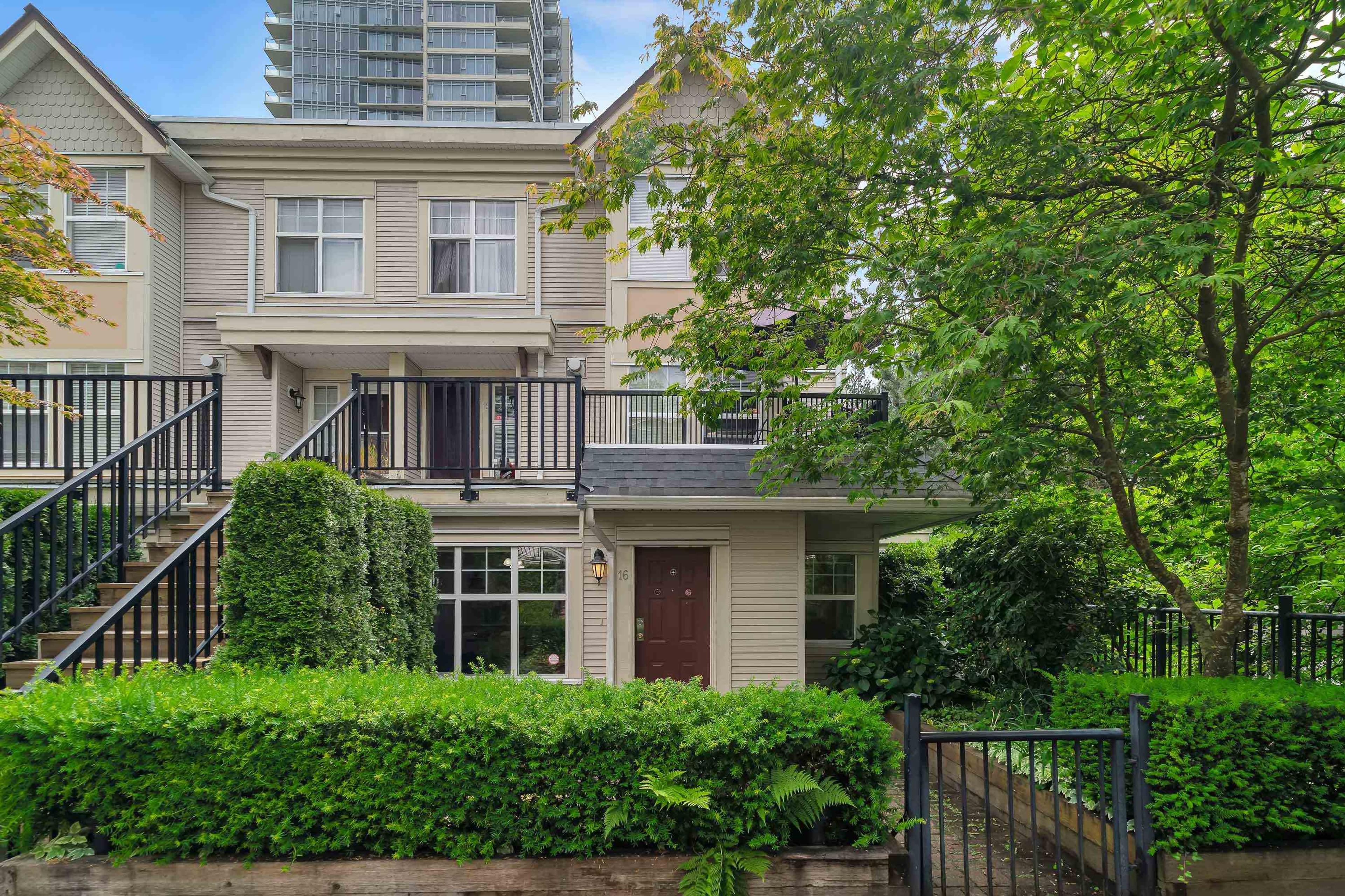 7077 Edmonds Street, Burnaby - Exteriors - Photo 4