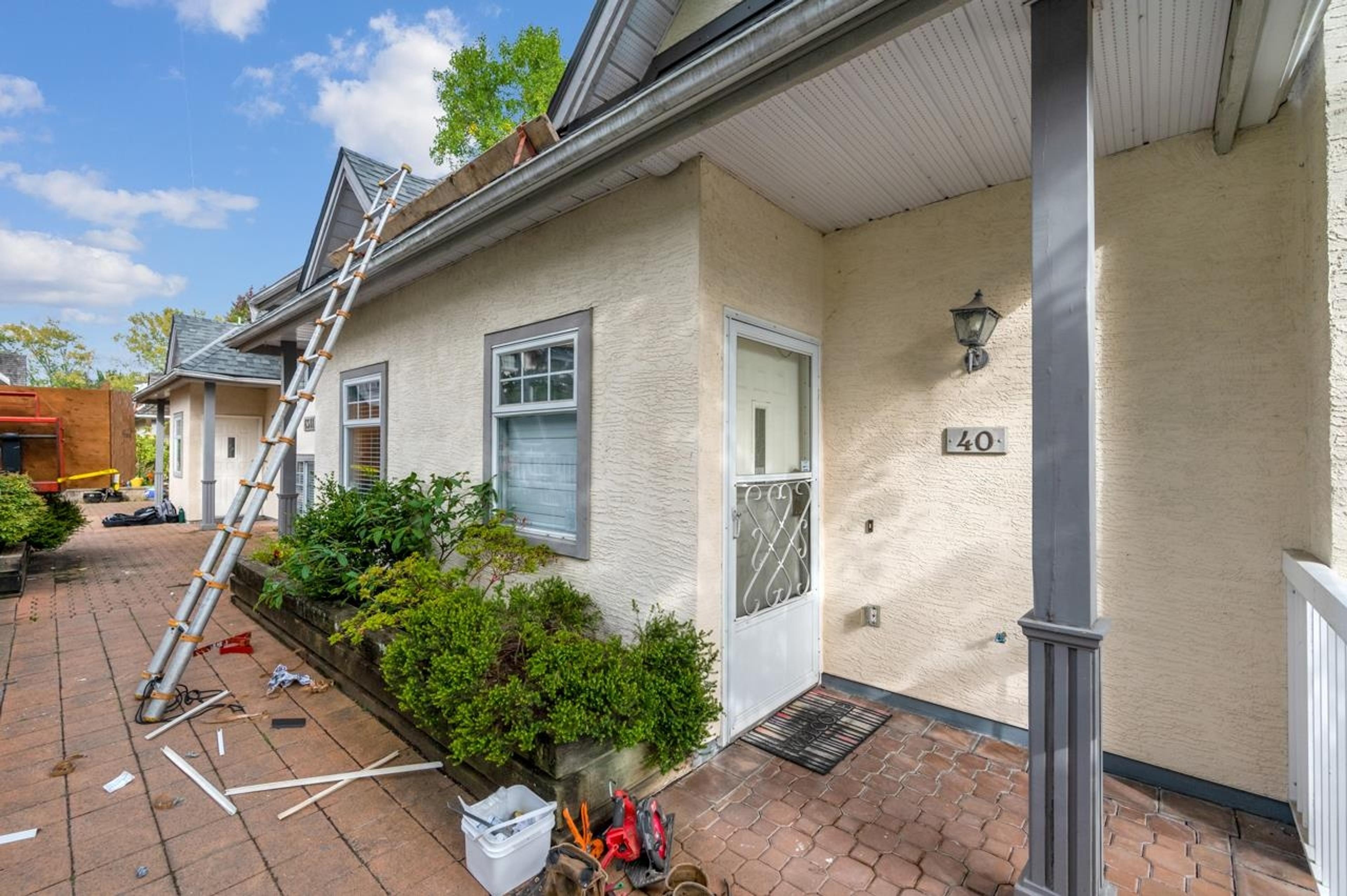 6511 Chambord Place, Vancouver - Exteriors - Photo 1