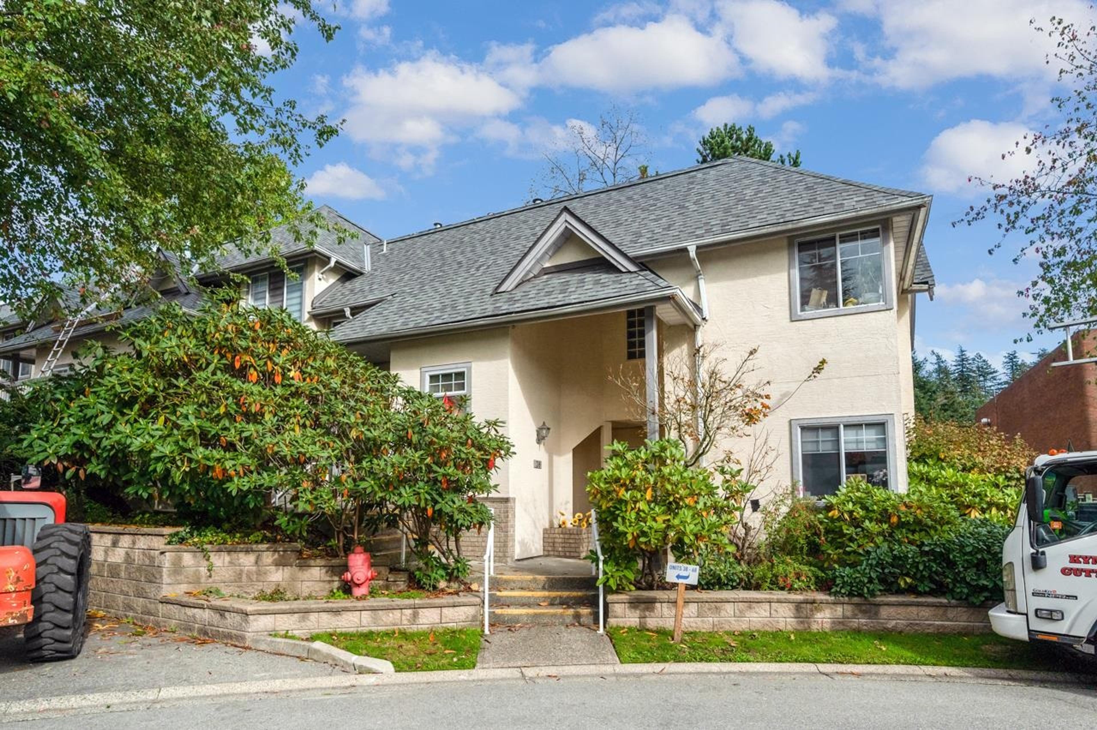 6511 Chambord Place, Vancouver - Exteriors - Photo 3