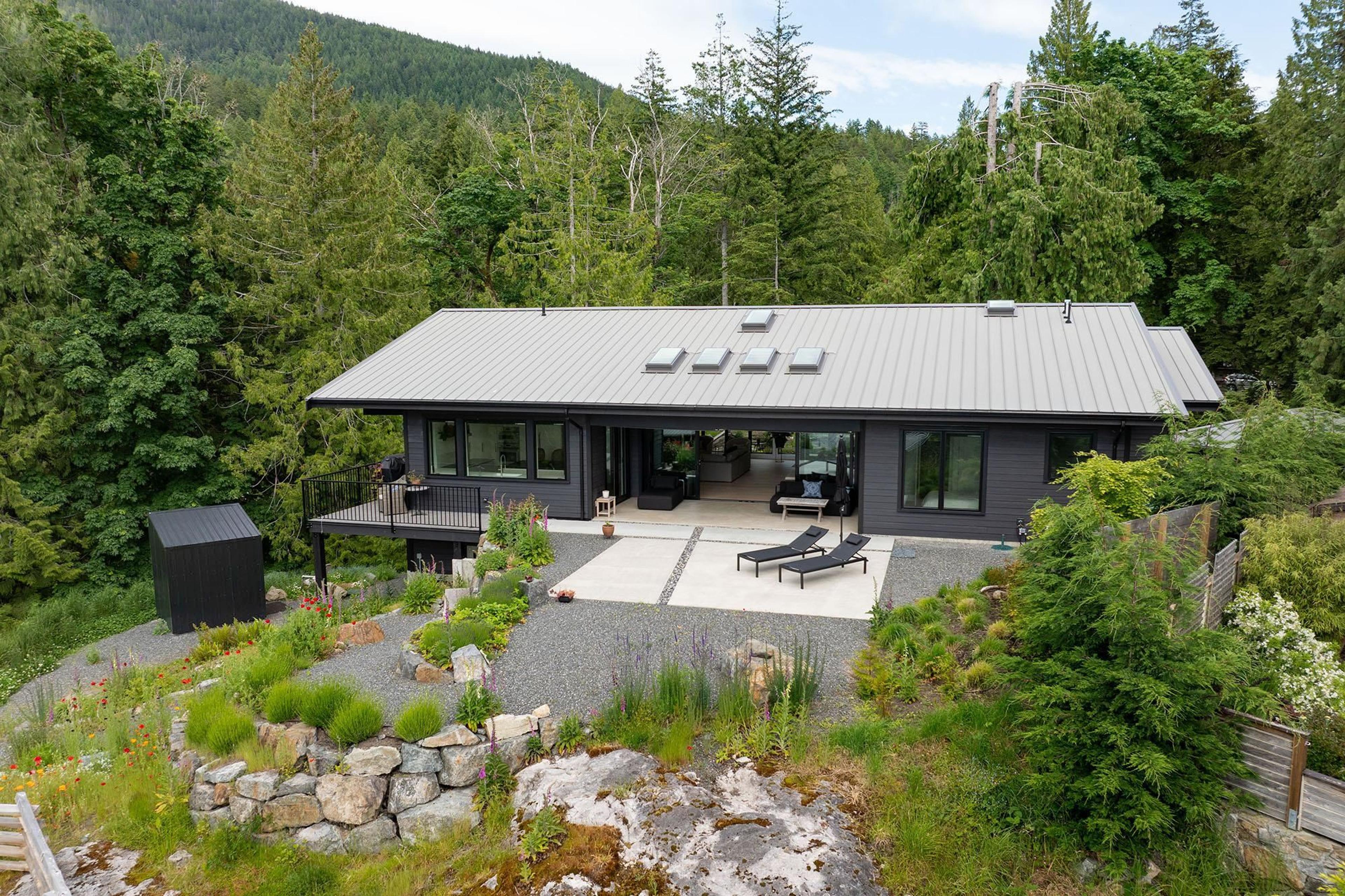 1620 Evergreen Lane, Bowen Island - Exteriors - Drone/Aerial View - Photo 1