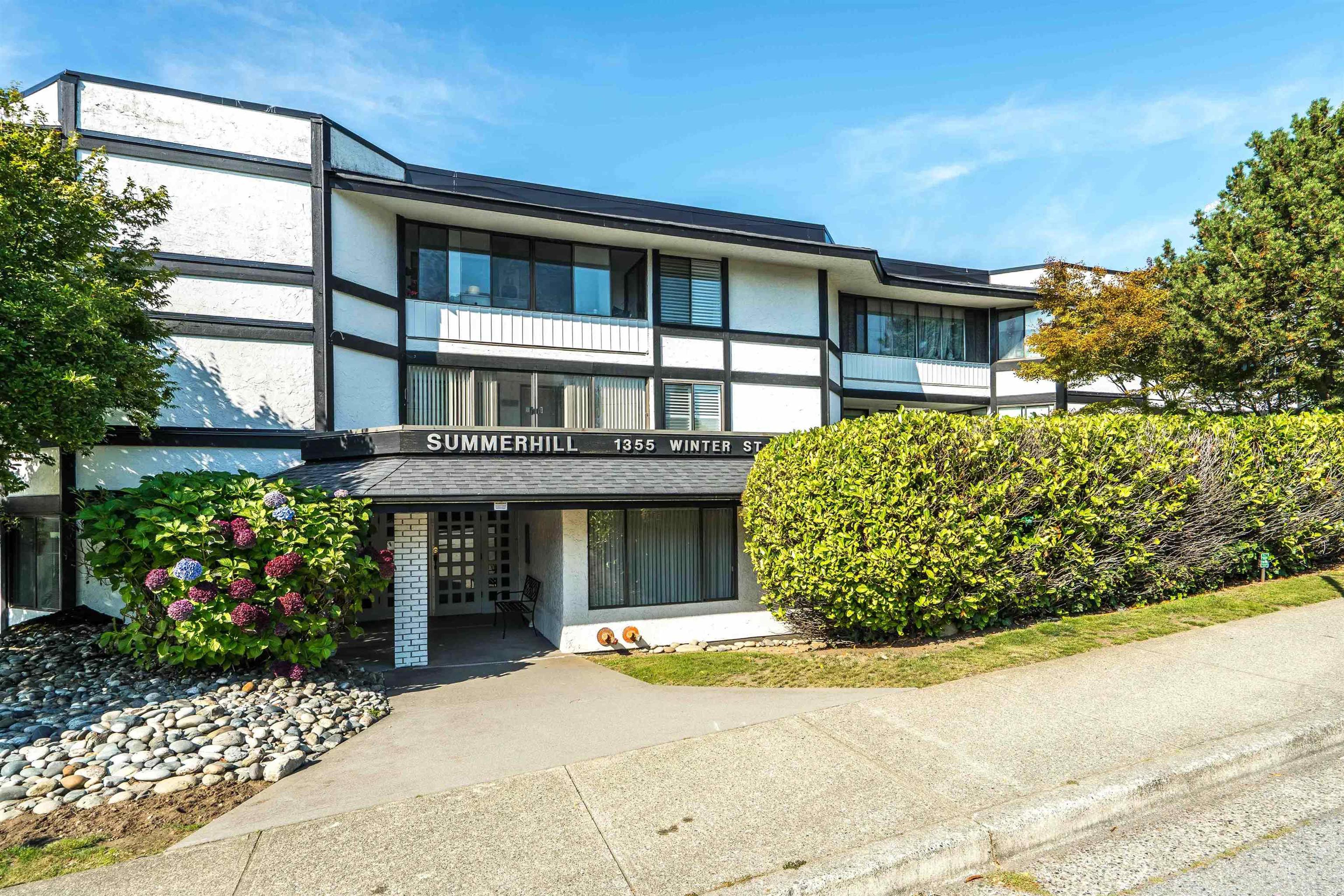 1355 Winter Street, White Rock - Exteriors - Photo 1