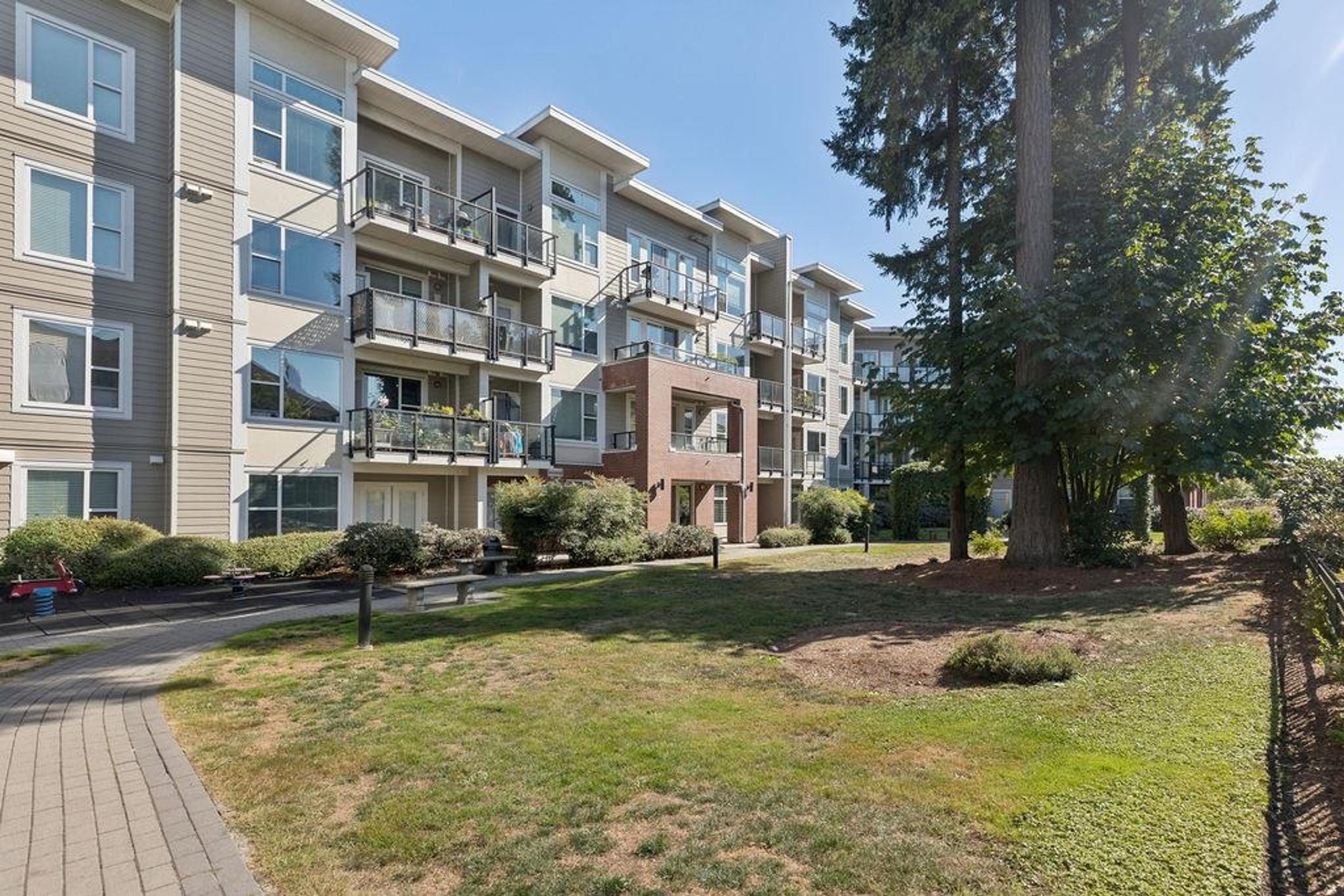 15956 86a Avenue, Surrey - Exteriors - Photo 5