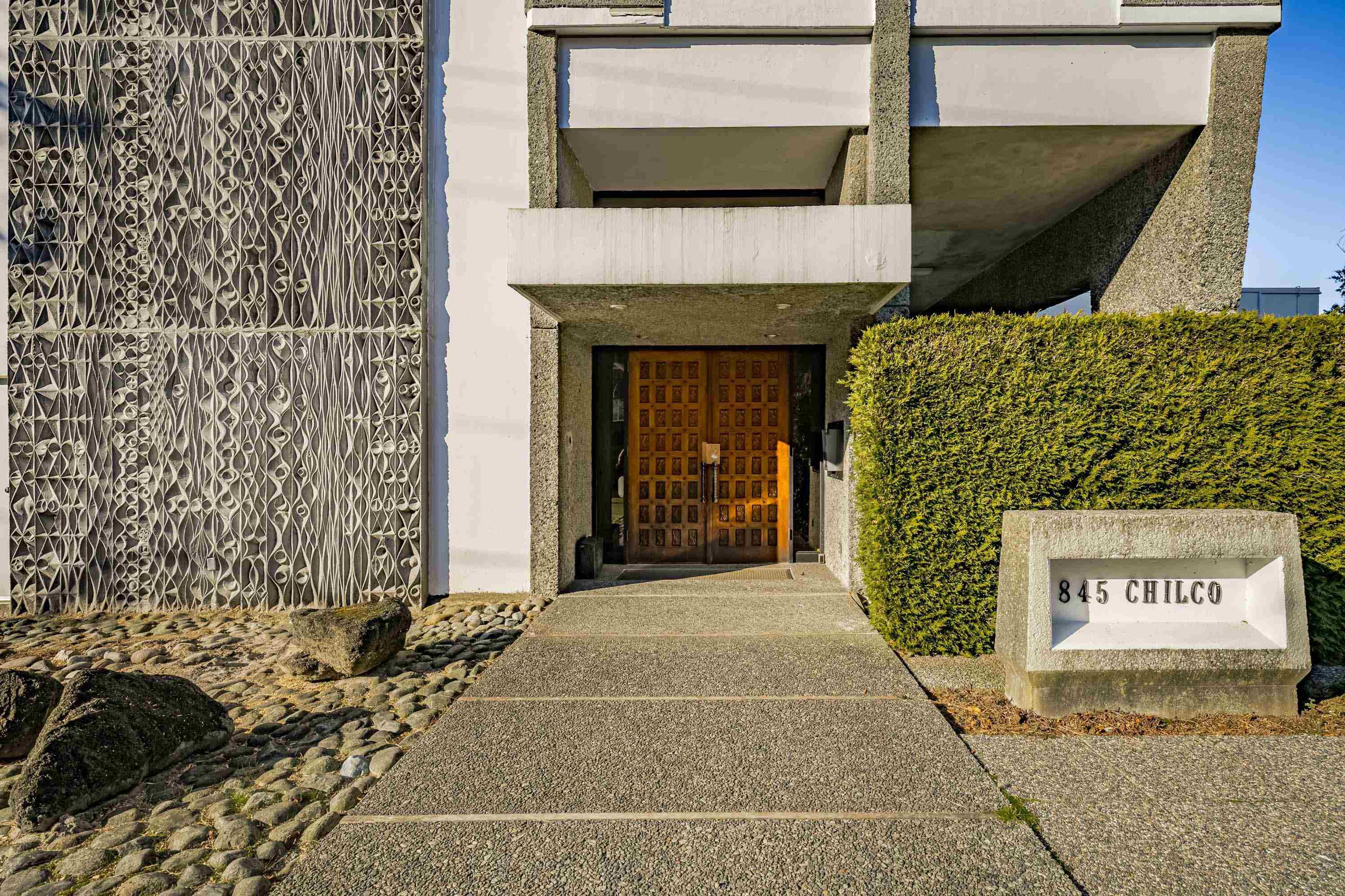 845 Chilco Street, Vancouver - Exteriors - Photo 2